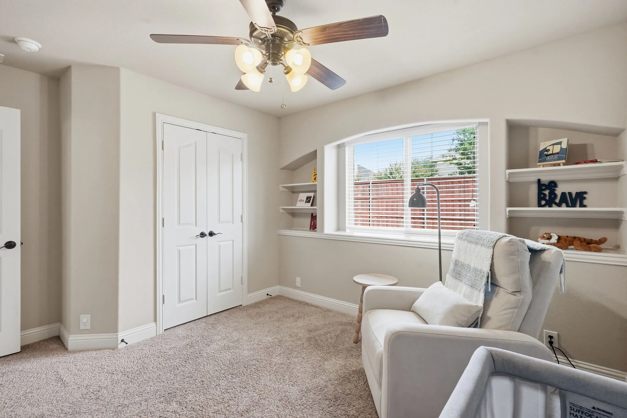 Single Family Residence For Sale in Tarrant County , 4209 Carnation Lane, Mansfield, Texas 76063, 4 Bedroom, 3 Bathroom, 2 Garage spaces, 2,745 Sqft, built in 2015, mls#21367020, Real Estate Agent in Mansfield, Homes For Sale in Tarrant county, Homes For Sale in Mansfield, Realtor in Mansfield Texas, Real Estate Brokerage Independent Realty Texas, Luminita Cordes Realtor