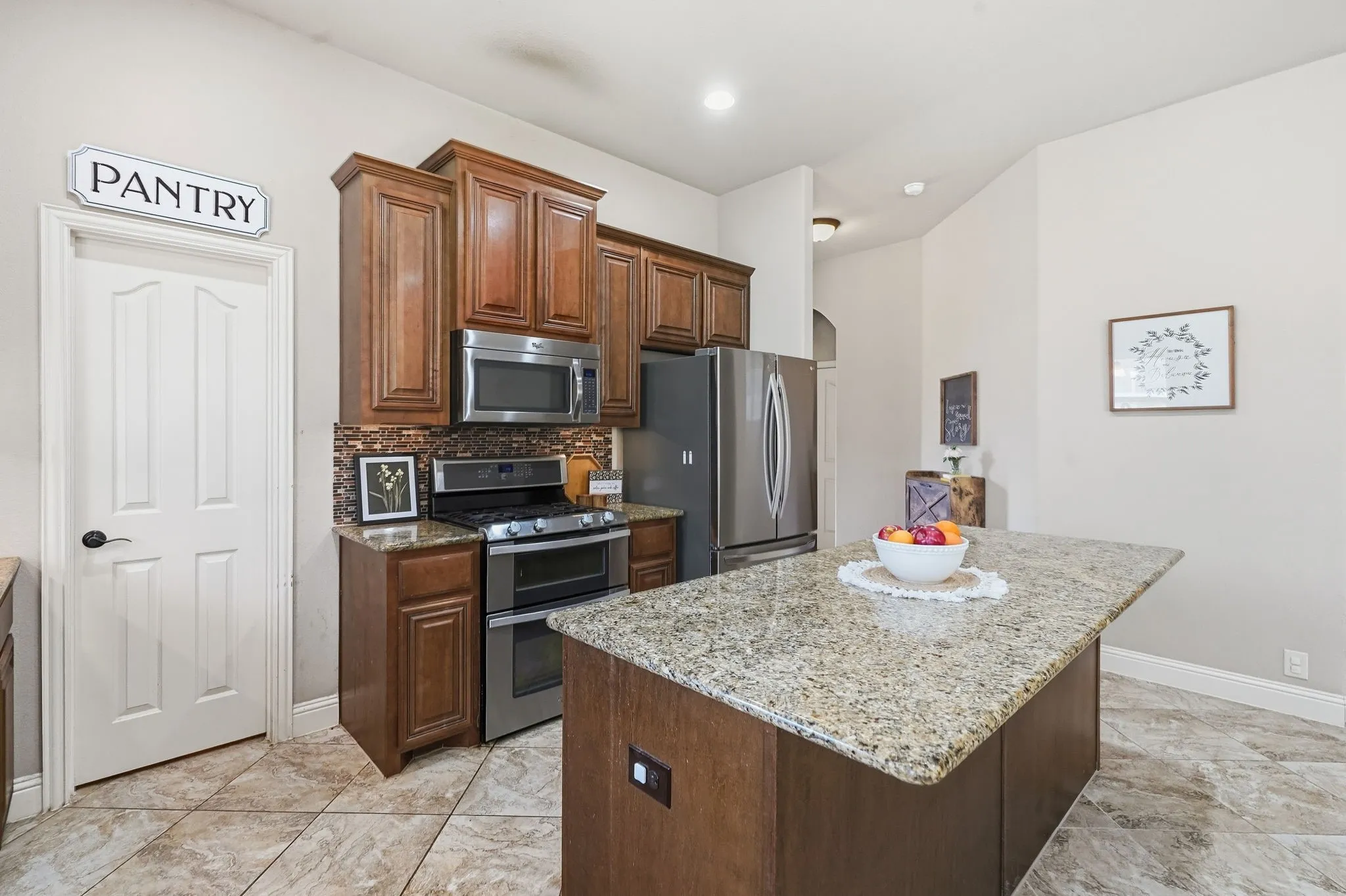 Walk-in Pantry