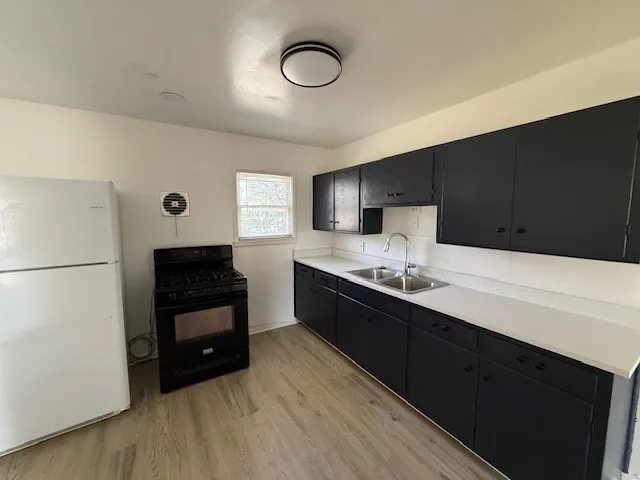 Single Family Residence For Rent in Taylor County , 2158 Lowden Street, Abilene, Texas 79603, 2 Bedroom, 1 Bathroom, 1 Garage spaces, 1,154 Sqft, built in 1956, mls#21401294, Real Estate Agent in Abilene, Homes For Rent in Taylor county, Homes For Rent in Abilene, Realtor in Abilene Texas, Real Estate Brokerage Independent Realty Texas, Luminita Cordes Realtor