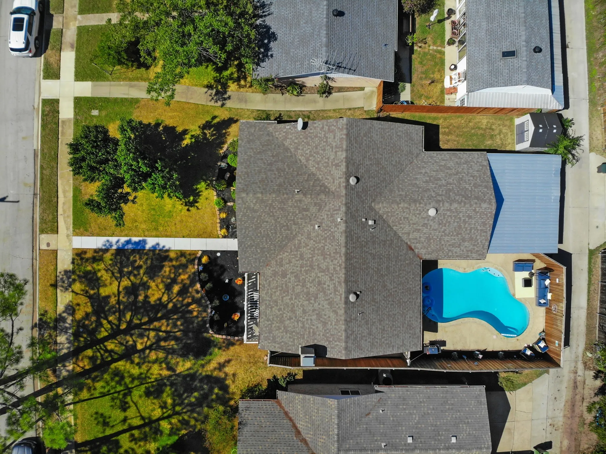 Single Family Residence For Sale in Dallas County , 2217 Homestead Place, Garland, Texas 75044, 3 Bedroom, 2 Bathroom, Garage spaces, 2,076 Sqft, built in 1971, mls#21401301, Real Estate Agent in Garland, Homes For Sale in Dallas county, Homes For Sale in Garland, Realtor in Garland Texas, Real Estate Brokerage Independent Realty Texas, Luminita Cordes Realtor