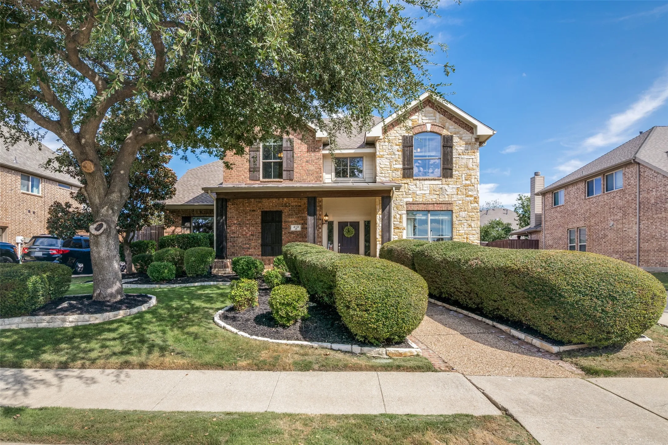Single Family Residence For Sale in Collin County , 413 Royal Oak Drive, Murphy, Texas 75094, 4 Bedroom, 4 Bathroom, 2 Garage spaces, 3,008 Sqft, built in 2003, mls#21401303, Real Estate Agent in Murphy, Homes For Sale in Collin county, Homes For Sale in Murphy, Realtor in Murphy Texas, Real Estate Brokerage Independent Realty Texas, Luminita Cordes Realtor
