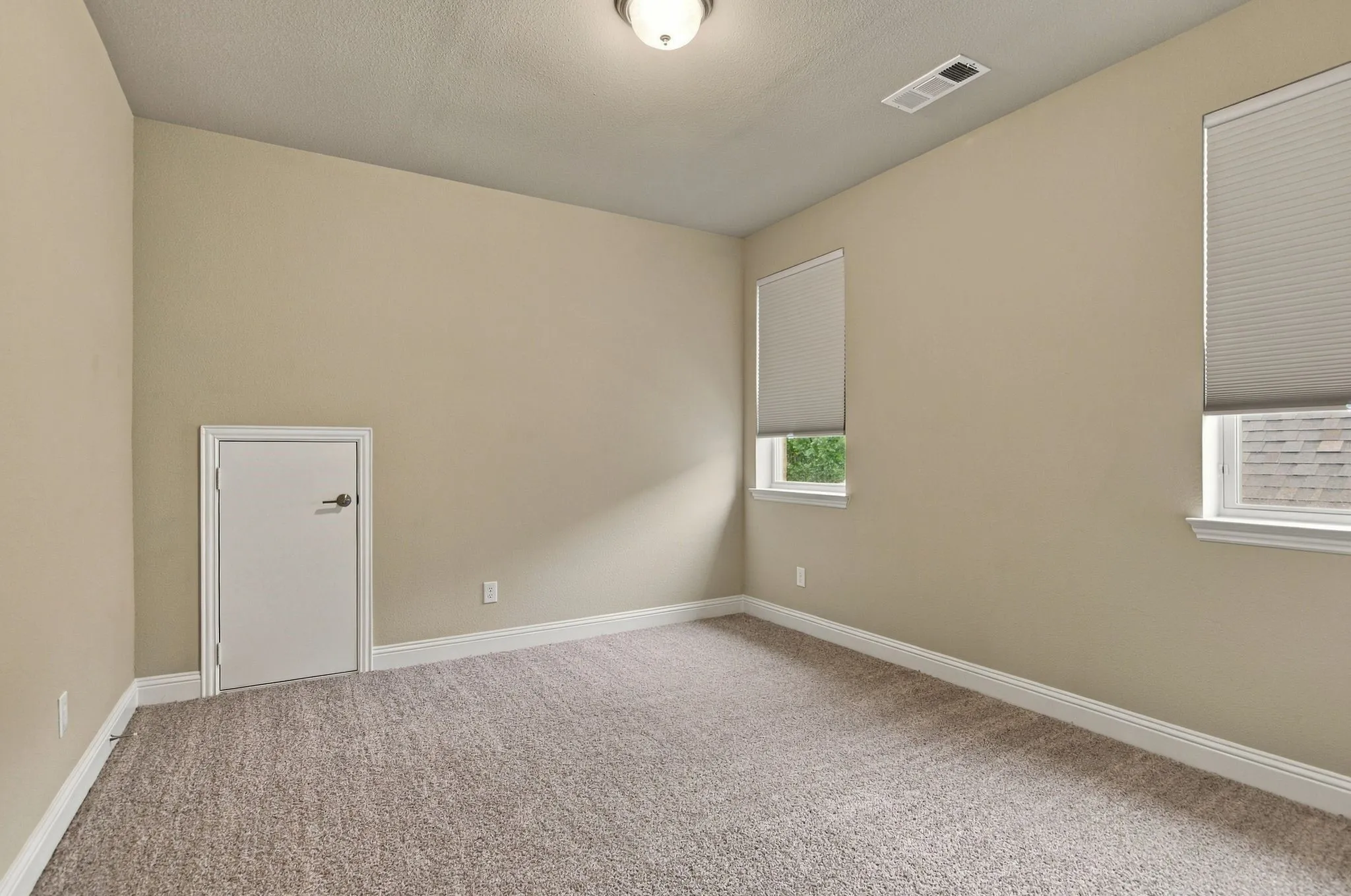 Single Family Residence For Rent in Tarrant County , 4733 Lafite Lane, Colleyville, Texas 76034, 4 Bedroom, 5 Bathroom, 2 Garage spaces, 3,498 Sqft, built in 2020, mls#21401197, Real Estate Agent in Colleyville, Homes For Rent in Tarrant county, Homes For Rent in Colleyville, Realtor in Colleyville Texas, Real Estate Brokerage Independent Realty Texas, Luminita Cordes Realtor