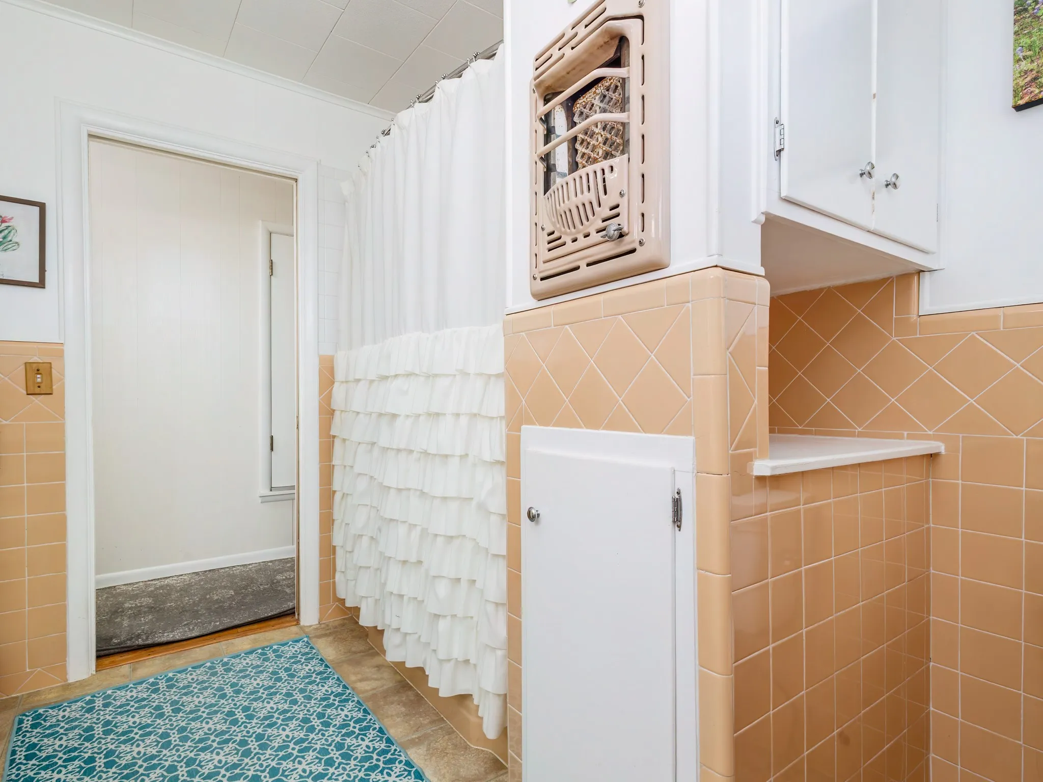 Hall Bathroom