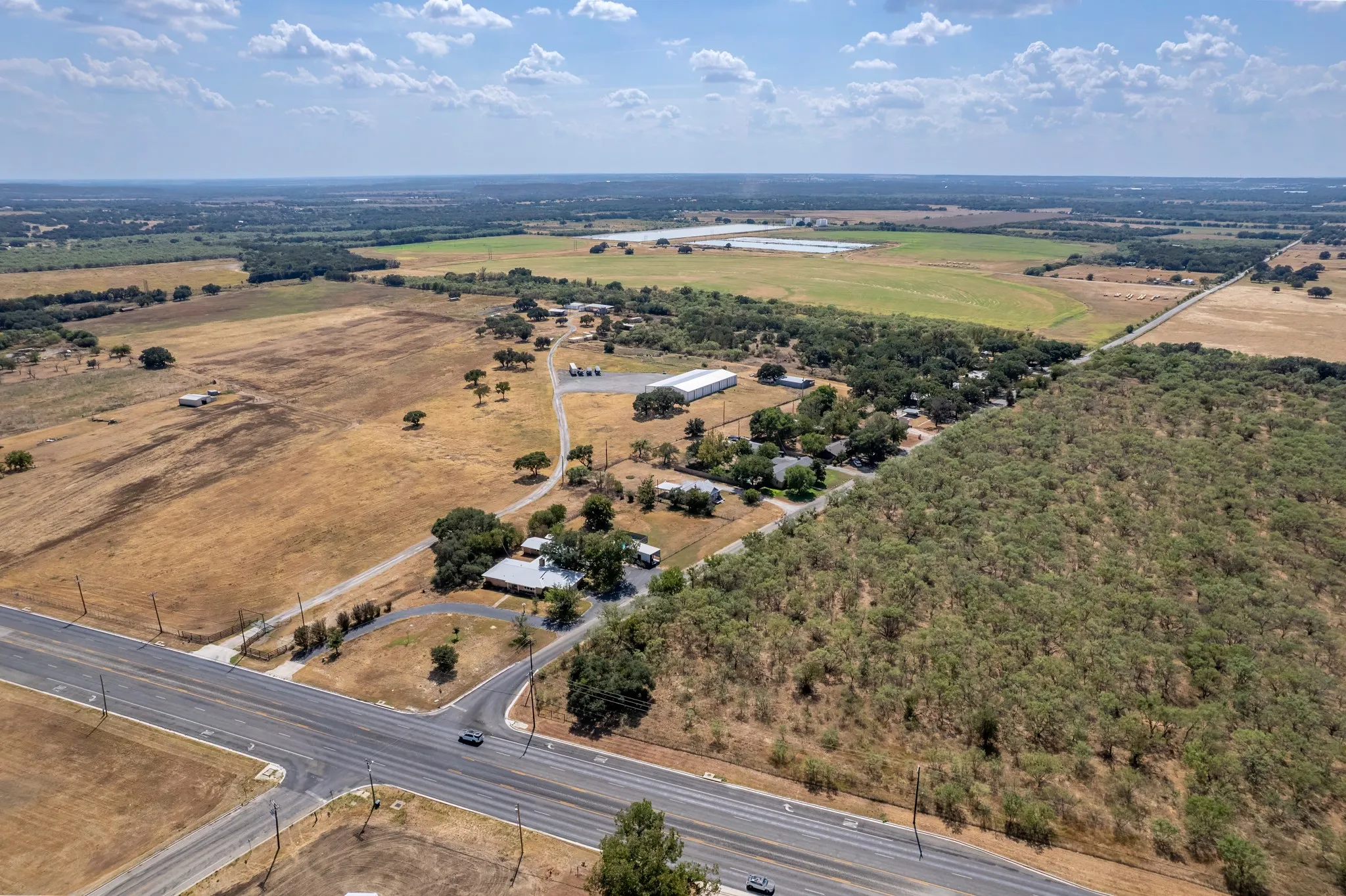 Single Family Residence For Sale in Brown County , 601 Garmon Drive, Early, Texas 76802, 3 Bedroom, 3 Bathroom, 2 Garage spaces, 2,128 Sqft, built in 1959, mls#21401233, Real Estate Agent in Early, Homes For Sale in Brown county, Homes For Sale in Early, Realtor in Early Texas, Real Estate Brokerage Independent Realty Texas, Luminita Cordes Realtor