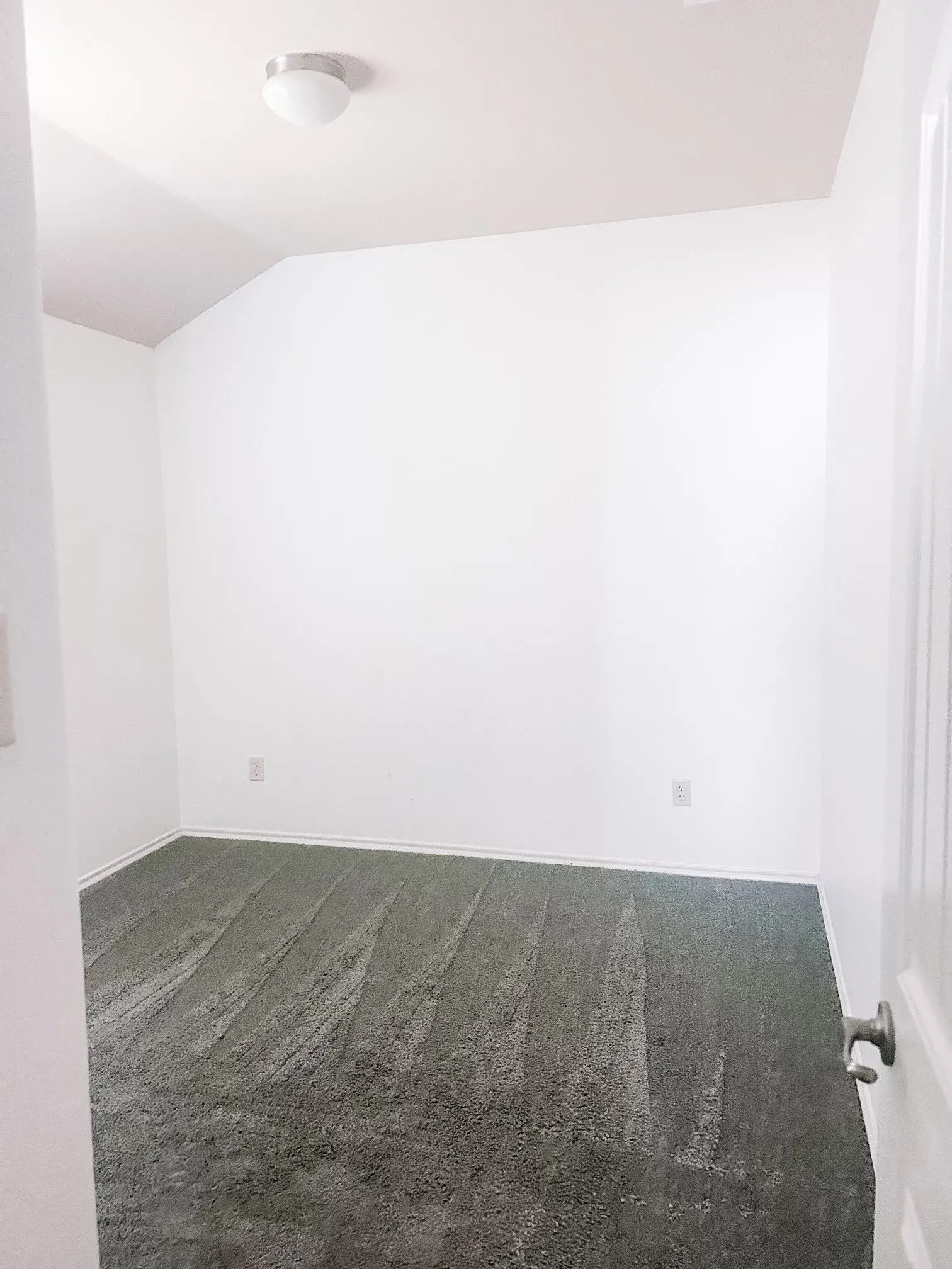 Single Family Residence For Rent in Collin County , 704 Westgate Court, Anna, Texas 75409, 3 Bedroom, 2 Bathroom, 2 Garage spaces, 1,580 Sqft, built in 2014, mls#21401310, Real Estate Agent in Anna, Homes For Rent in Collin county, Homes For Rent in Anna, Realtor in Anna Texas, Real Estate Brokerage Independent Realty Texas, Luminita Cordes Realtor