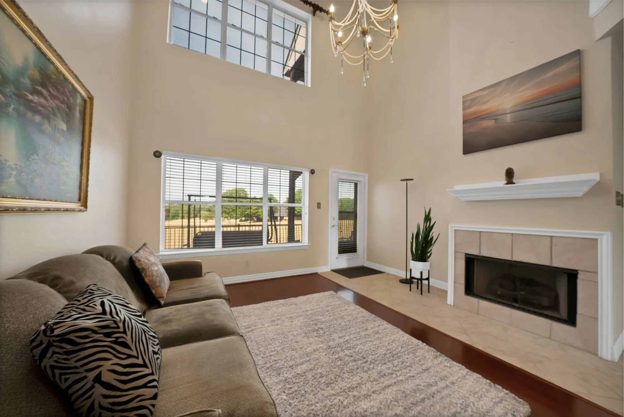 Townhouse For Sale in Dallas County , 1607 Masters Drive, De Soto, Texas 75115, 3 Bedroom, 2 Bathroom, 2 Garage spaces, 1,846 Sqft, built in 1998, mls#21398021, Real Estate Agent in De Soto, Homes For Sale in Dallas county, Homes For Sale in De Soto, Realtor in De Soto Texas, Real Estate Brokerage Independent Realty Texas, Luminita Cordes Realtor