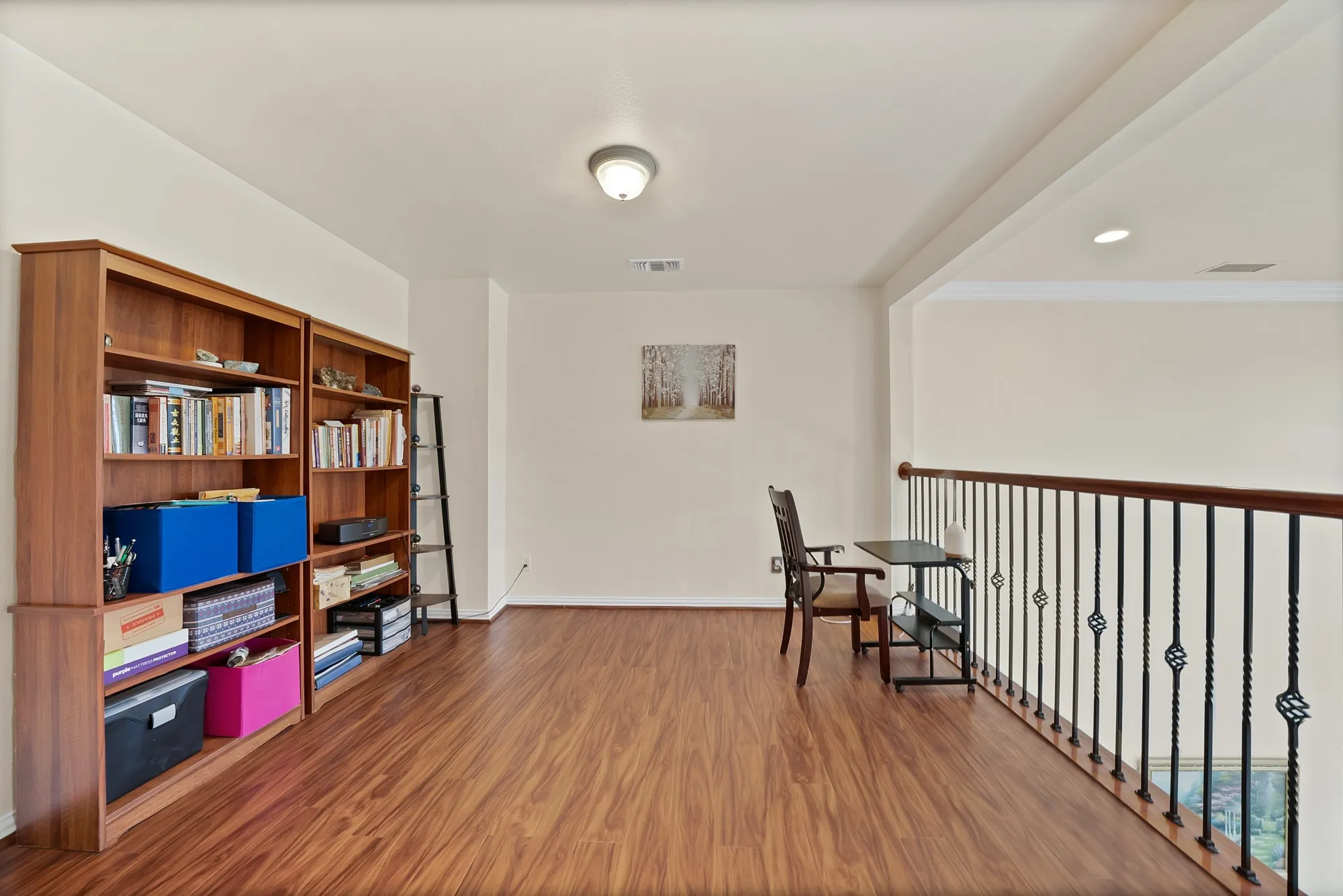 Townhouse For Sale in Dallas County , 1607 Masters Drive, De Soto, Texas 75115, 3 Bedroom, 2 Bathroom, 2 Garage spaces, 1,846 Sqft, built in 1998, mls#21398021, Real Estate Agent in De Soto, Homes For Sale in Dallas county, Homes For Sale in De Soto, Realtor in De Soto Texas, Real Estate Brokerage Independent Realty Texas, Luminita Cordes Realtor