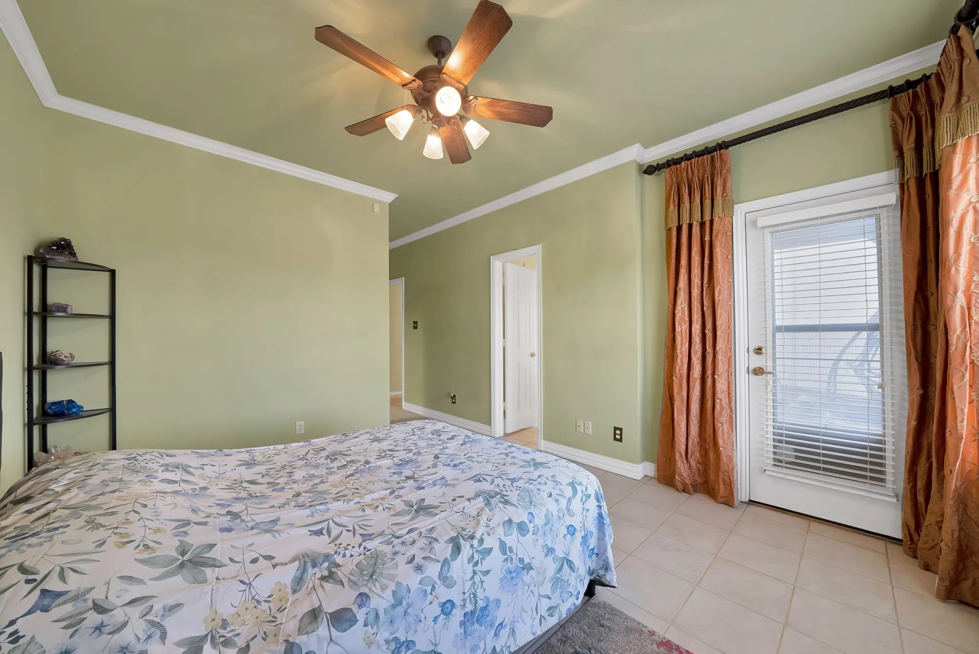 Townhouse For Sale in Dallas County , 1607 Masters Drive, De Soto, Texas 75115, 3 Bedroom, 2 Bathroom, 2 Garage spaces, 1,846 Sqft, built in 1998, mls#21398021, Real Estate Agent in De Soto, Homes For Sale in Dallas county, Homes For Sale in De Soto, Realtor in De Soto Texas, Real Estate Brokerage Independent Realty Texas, Luminita Cordes Realtor