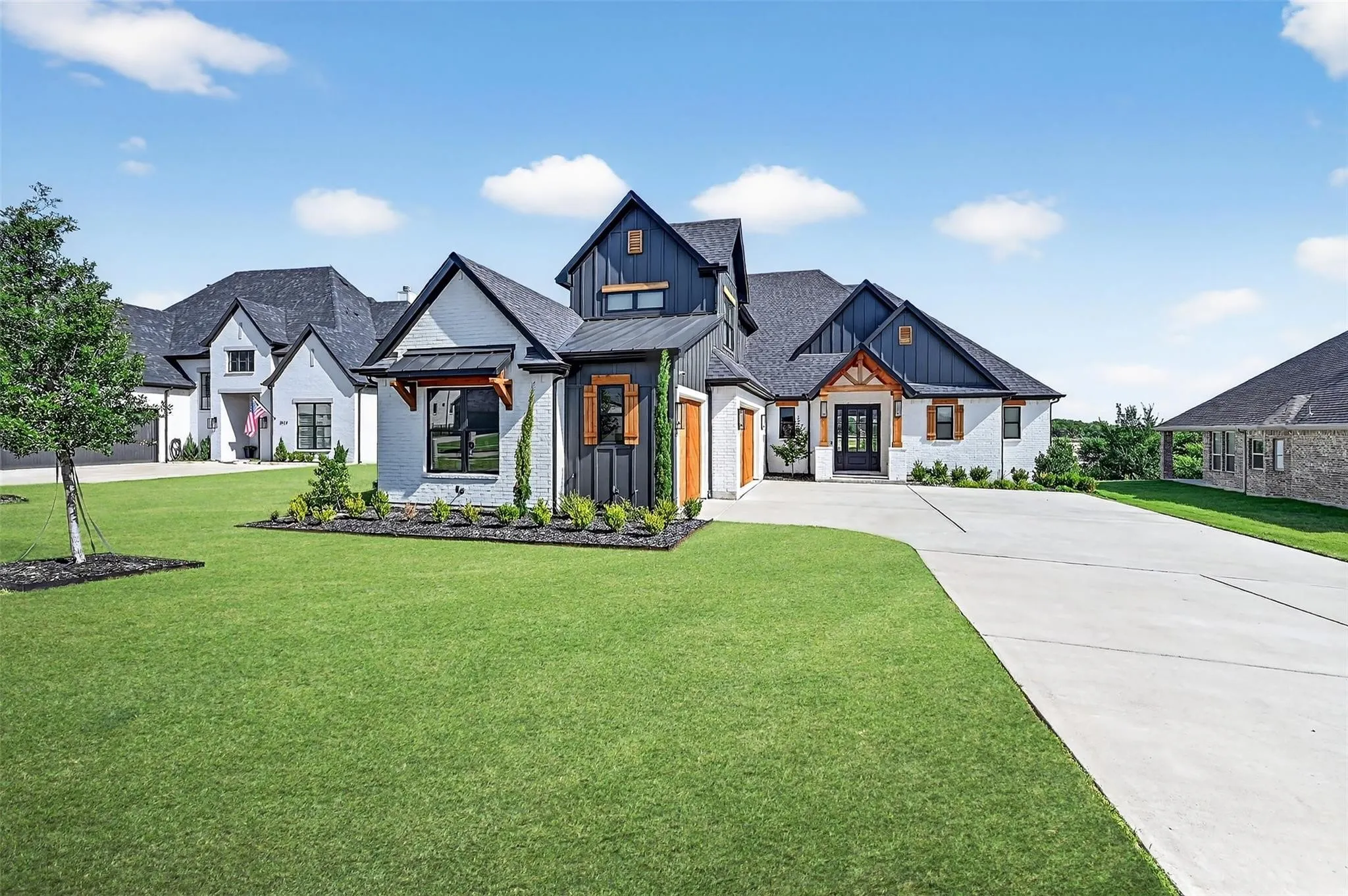 Single Family Residence For Rent in Grayson County , 2028 Fox Bend Trace, Gunter, Texas 75058, 3 Bedroom, 4 Bathroom, 3 Garage spaces, 2,524 Sqft, built in 2023, mls#21396755, Real Estate Agent in Gunter, Homes For Rent in Grayson county, Homes For Rent in Gunter, Realtor in Gunter Texas, Real Estate Brokerage Independent Realty Texas, Luminita Cordes Realtor