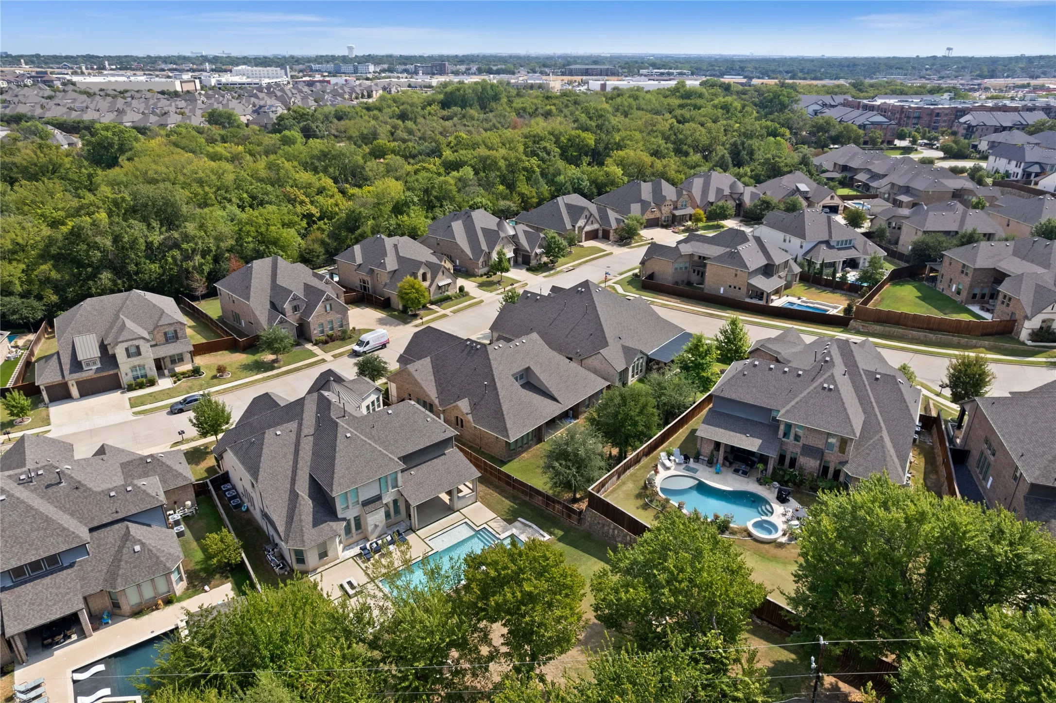Single Family Residence For Sale in Tarrant County , 4212 Lombardy Court, Colleyville, Texas 76034, 5 Bedroom, 5 Bathroom, 3 Garage spaces, 5,096 Sqft, built in 2018, mls#21399933, Real Estate Agent in Colleyville, Homes For Sale in Tarrant county, Homes For Sale in Colleyville, Realtor in Colleyville Texas, Real Estate Brokerage Independent Realty Texas, Luminita Cordes Realtor