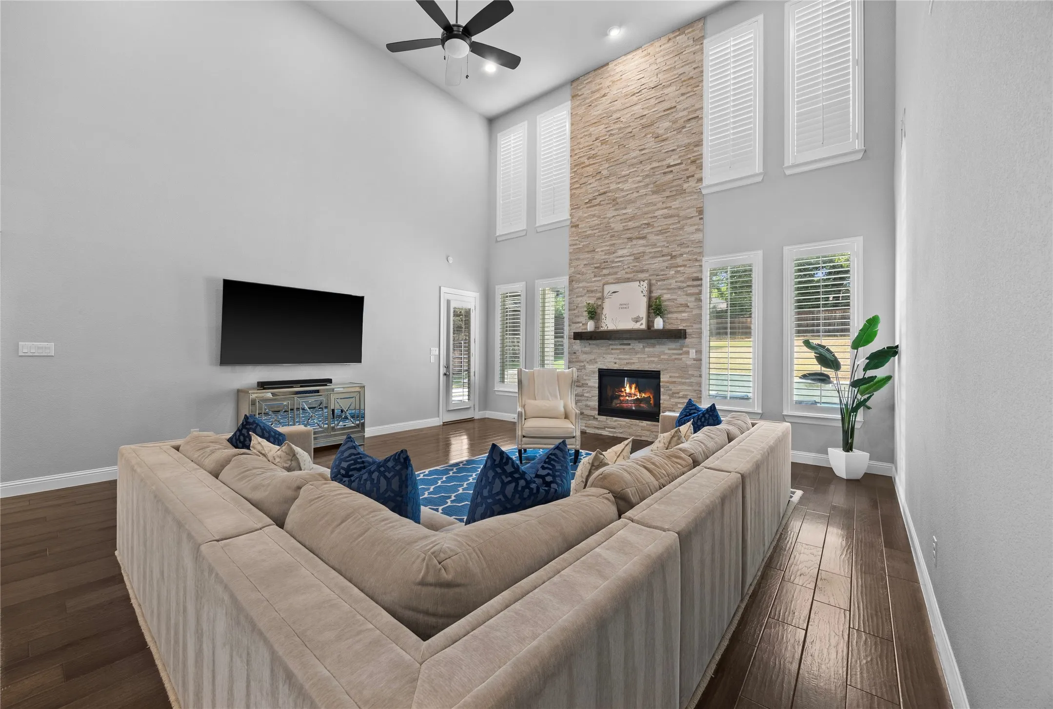 Single Family Residence For Sale in Tarrant County , 4212 Lombardy Court, Colleyville, Texas 76034, 5 Bedroom, 5 Bathroom, 3 Garage spaces, 5,096 Sqft, built in 2018, mls#21399933, Real Estate Agent in Colleyville, Homes For Sale in Tarrant county, Homes For Sale in Colleyville, Realtor in Colleyville Texas, Real Estate Brokerage Independent Realty Texas, Luminita Cordes Realtor