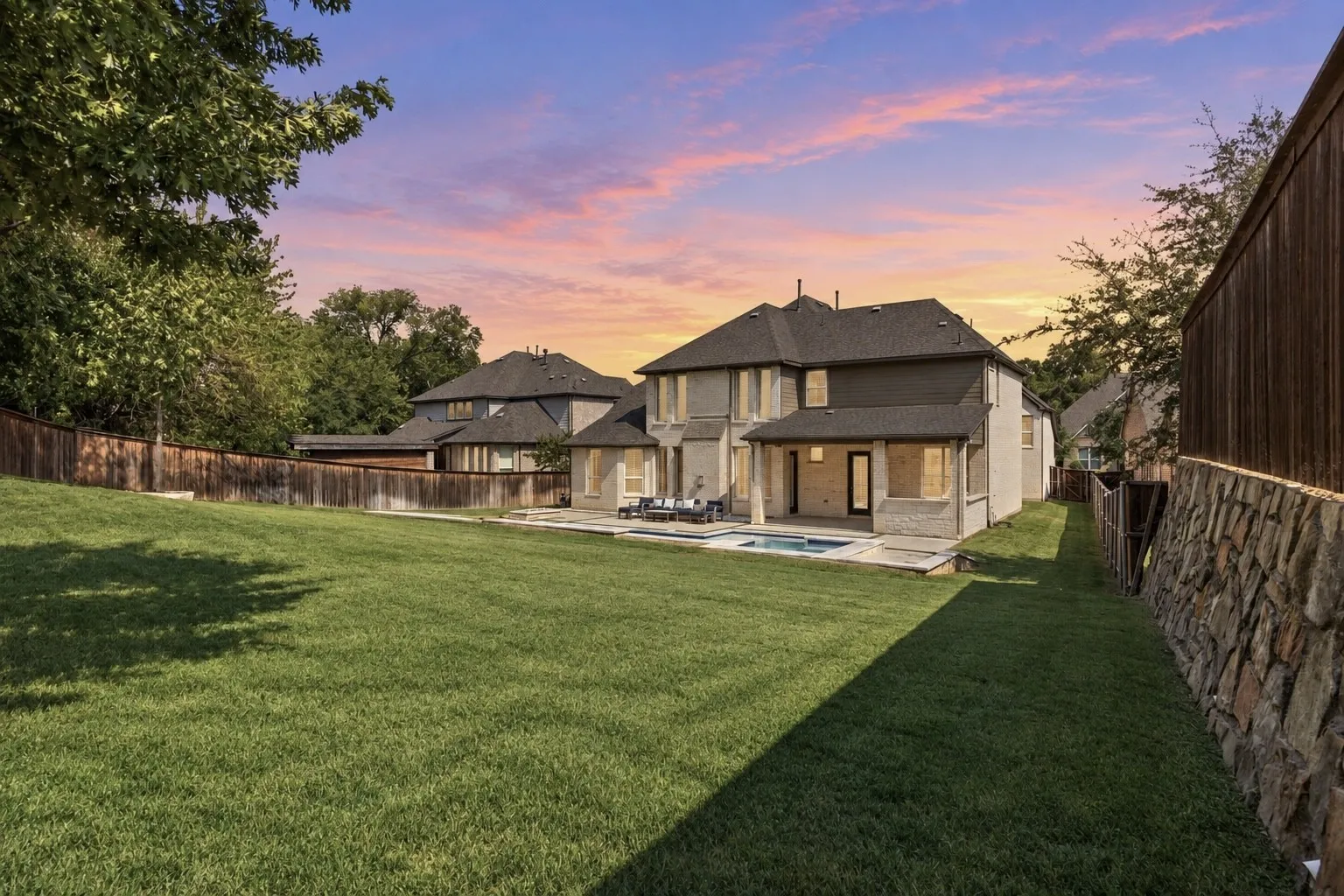 Single Family Residence For Sale in Tarrant County , 4212 Lombardy Court, Colleyville, Texas 76034, 5 Bedroom, 5 Bathroom, 3 Garage spaces, 5,096 Sqft, built in 2018, mls#21399933, Real Estate Agent in Colleyville, Homes For Sale in Tarrant county, Homes For Sale in Colleyville, Realtor in Colleyville Texas, Real Estate Brokerage Independent Realty Texas, Luminita Cordes Realtor
