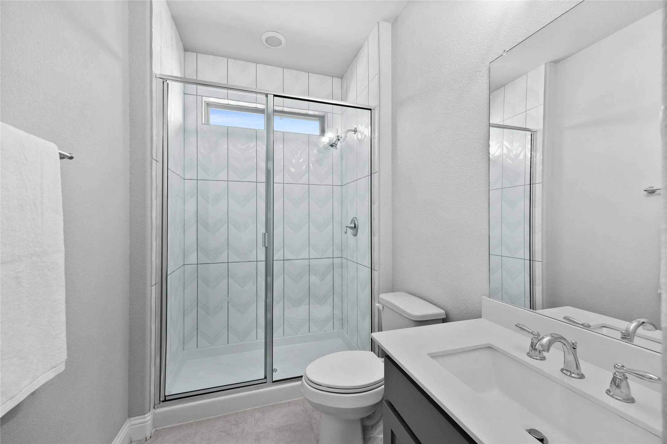 2nd bathroom upstairs