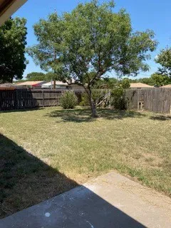 Single Family Residence For Rent in Taylor County , 3801 Duke Lane, Abilene, Texas 79602, 3 Bedroom, 2 Bathroom, 2 Garage spaces, 1,283 Sqft, built in 1993, mls#21401326, Real Estate Agent in Abilene, Homes For Rent in Taylor county, Homes For Rent in Abilene, Realtor in Abilene Texas, Real Estate Brokerage Independent Realty Texas, Luminita Cordes Realtor