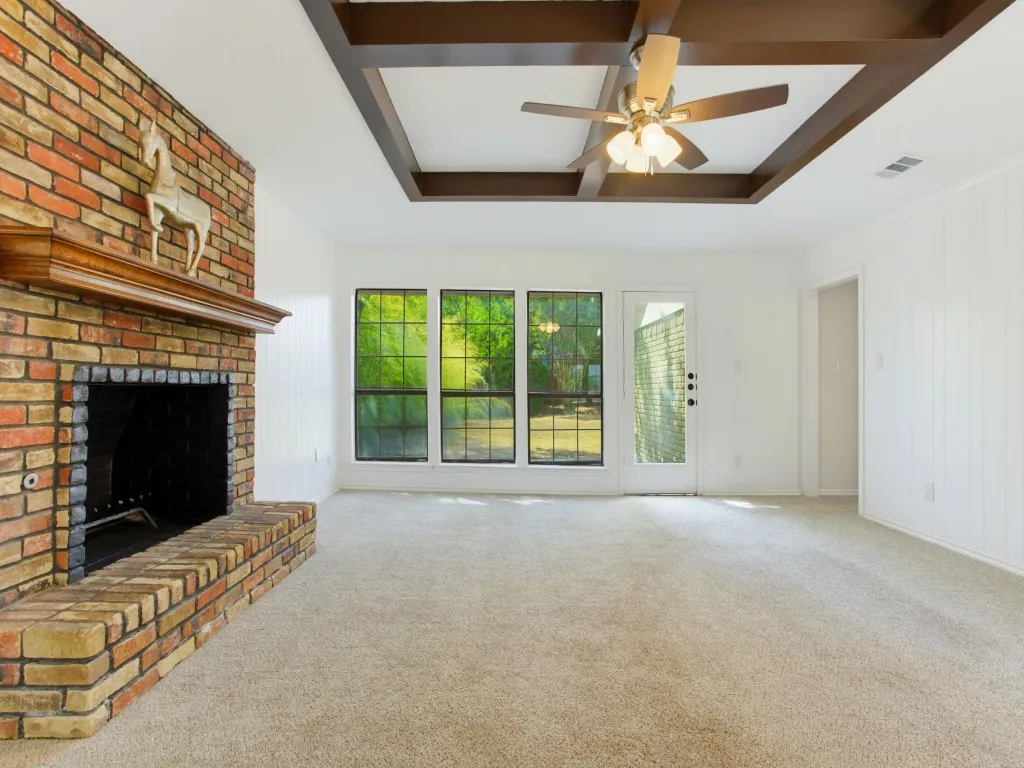 Single Family Residence For Sale in Dallas County , 5101 Brookview Drive, Sachse, Texas 75048, 3 Bedroom, 2 Bathroom, 2 Garage spaces, 1,589 Sqft, built in 1982, mls#21381937, Real Estate Agent in Sachse, Homes For Sale in Dallas county, Homes For Sale in Sachse, Realtor in Sachse Texas, Real Estate Brokerage Independent Realty Texas, Luminita Cordes Realtor