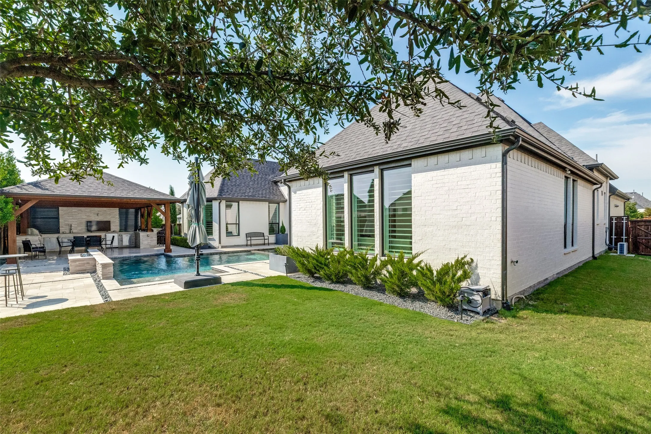 Single Family Residence For Sale in Collin County , 3121 Twin Eagles Drive, Celina, Texas 75009, 4 Bedroom, 6 Bathroom, 3 Garage spaces, 3,862 Sqft, built in 2020, mls#21401239, Real Estate Agent in Celina, Homes For Sale in Collin county, Homes For Sale in Celina, Realtor in Celina Texas, Real Estate Brokerage Independent Realty Texas, Luminita Cordes Realtor
