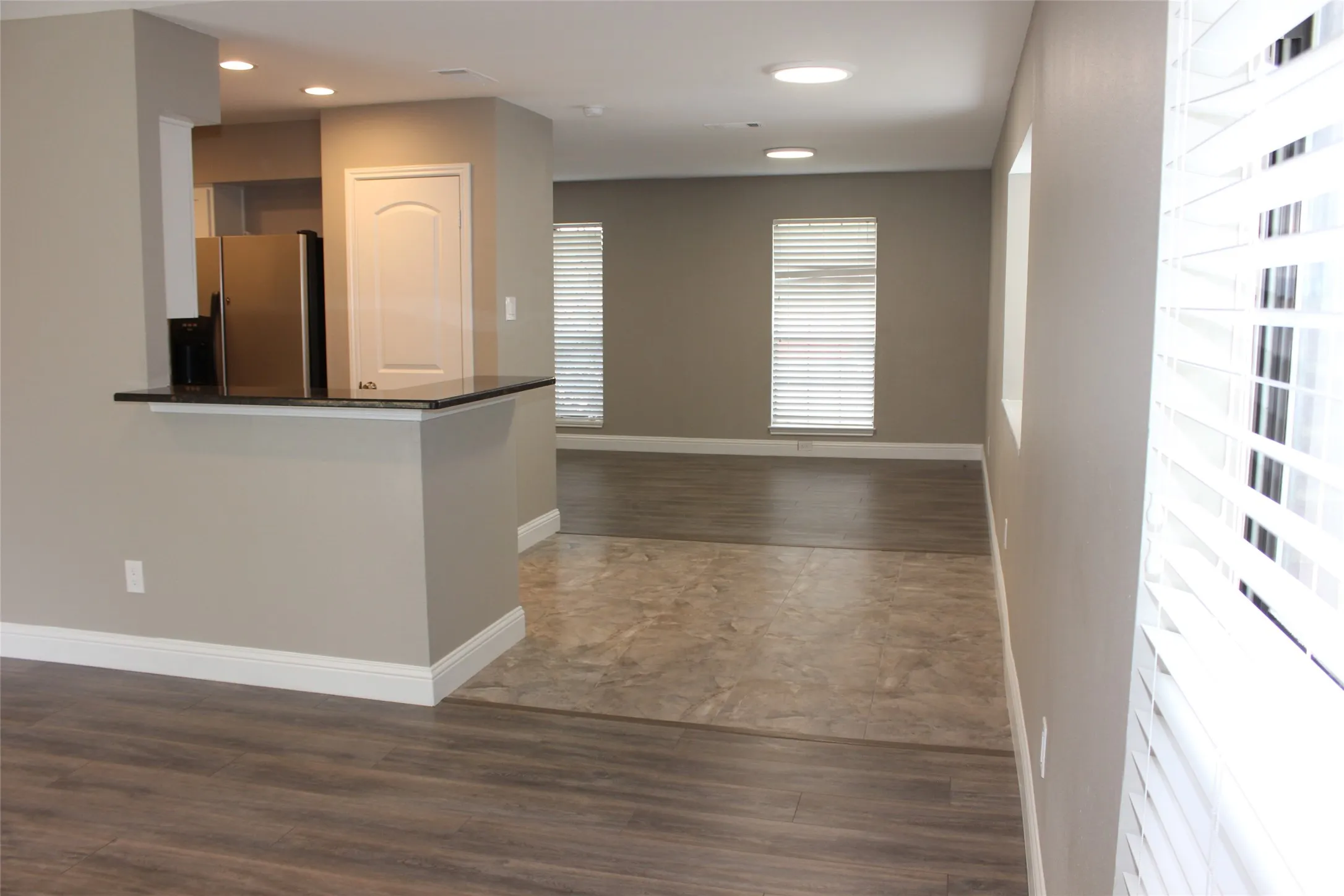 Single Family Residence For Rent in Collin County , 824 Shannon Drive, Plano, Texas 75025, 3 Bedroom, 2 Bathroom, 2 Garage spaces, 1,848 Sqft, built in 1984, mls#21401329, Real Estate Agent in Plano, Homes For Rent in Collin county, Homes For Rent in Plano, Realtor in Plano Texas, Real Estate Brokerage Independent Realty Texas, Luminita Cordes Realtor