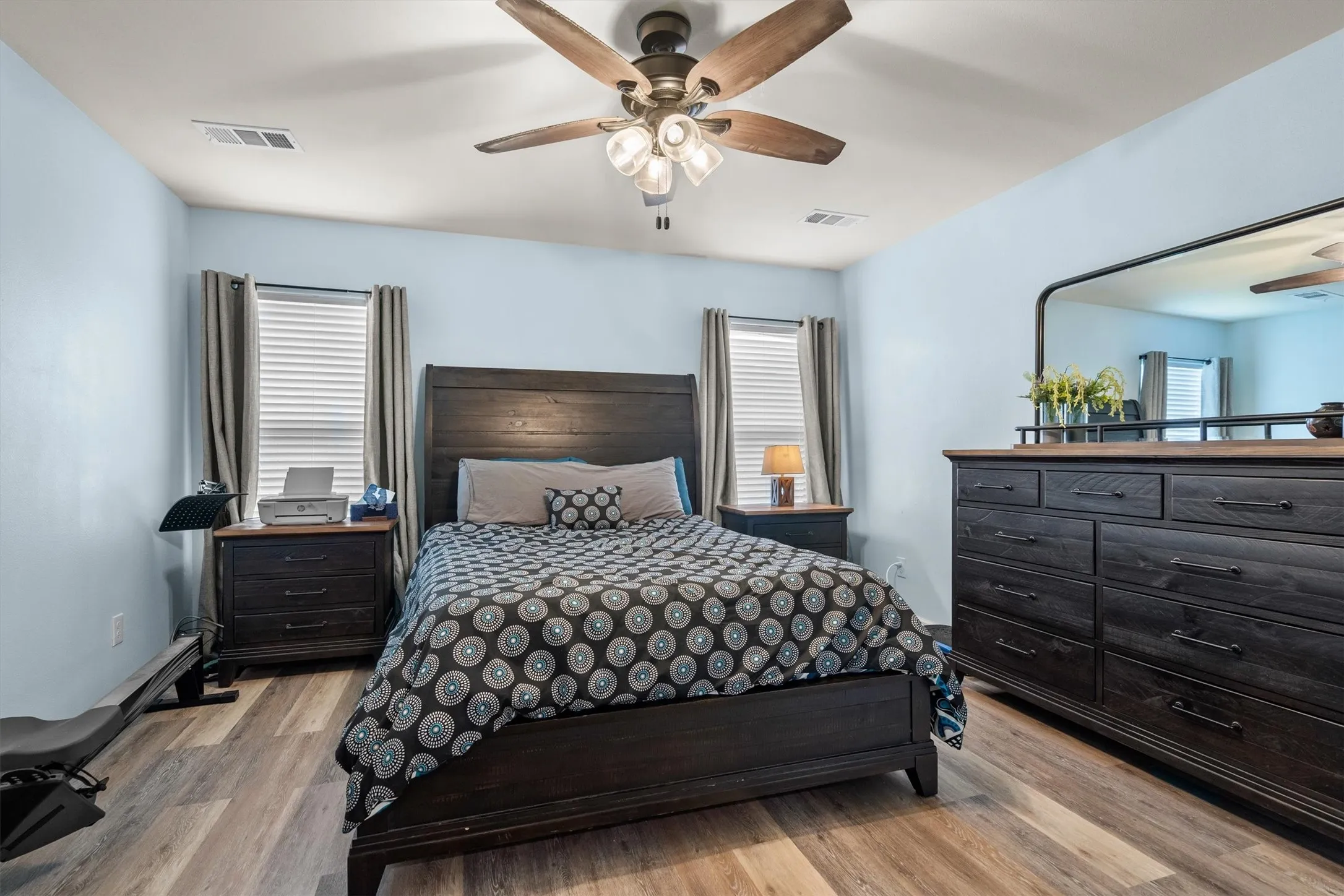 Single Family Residence For Sale in Denton County , 4006 Lakeview Drive, Sanger, Texas 76266, 3 Bedroom, 2 Bathroom, 2 Garage spaces, 1,650 Sqft, built in 2020, mls#21400131, Real Estate Agent in Sanger, Homes For Sale in Denton county, Homes For Sale in Sanger, Realtor in Sanger Texas, Real Estate Brokerage Independent Realty Texas, Luminita Cordes Realtor