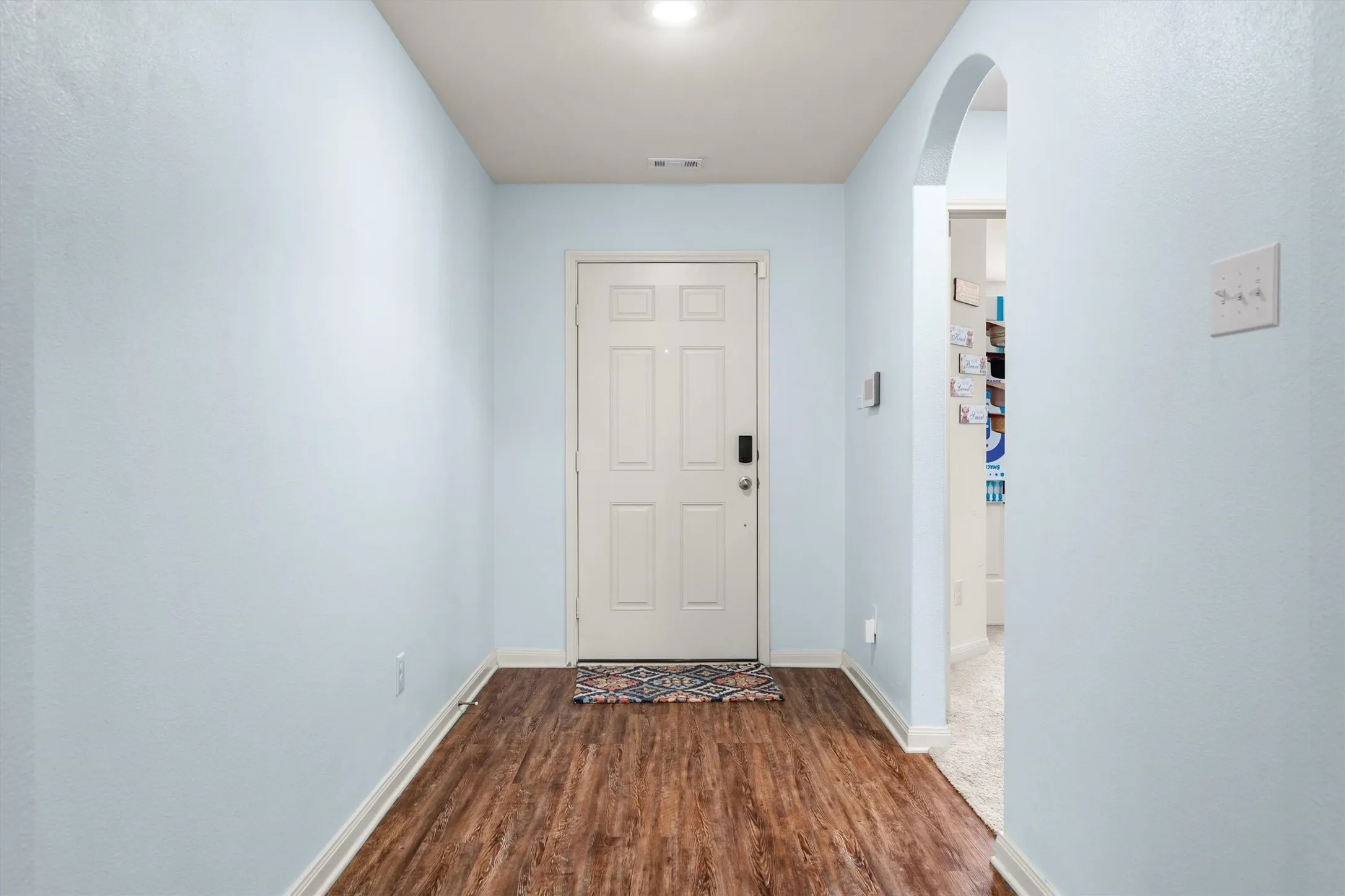 Nice wide entryway