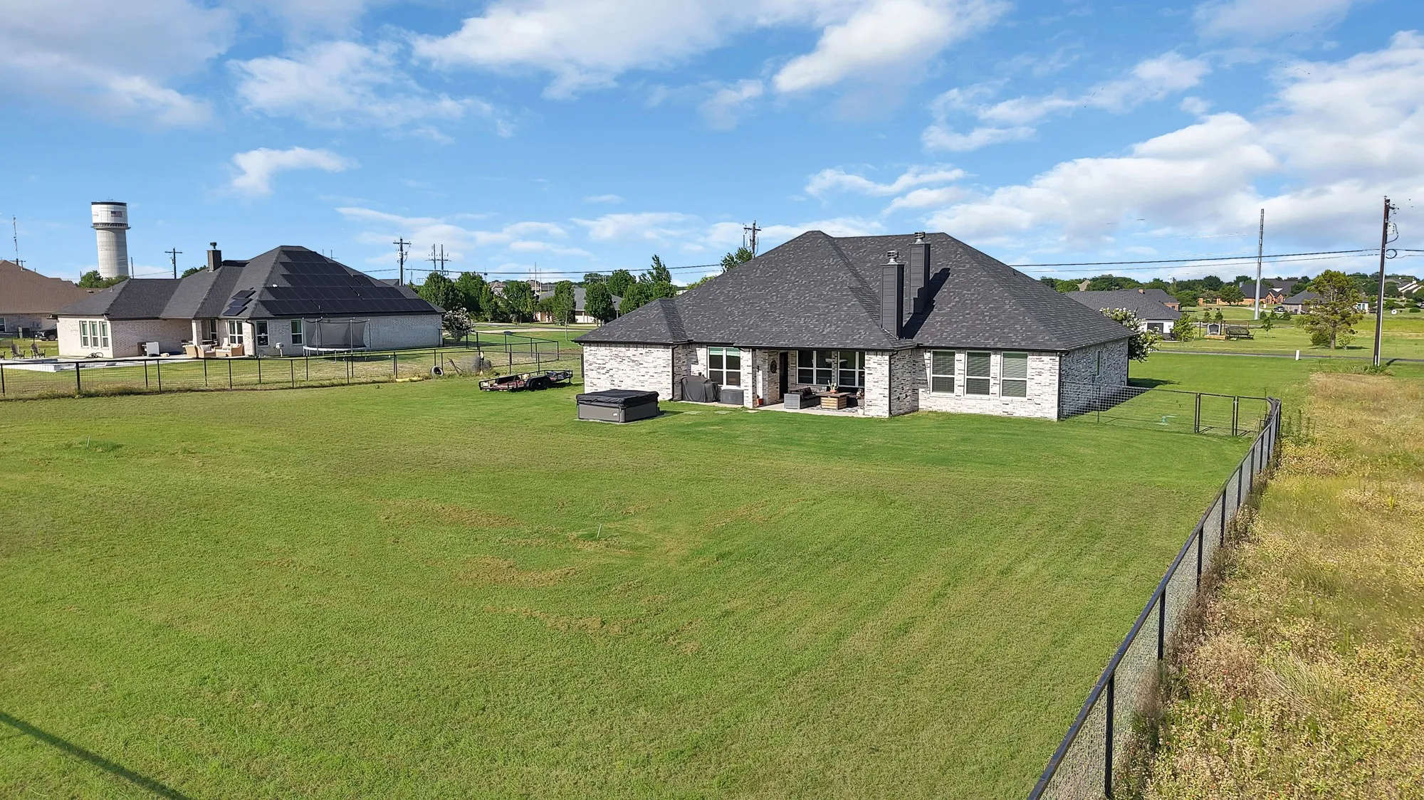 Single Family Residence For Sale in Grayson County , 259 Durning Road, Van Alstyne, Texas 75495, 4 Bedroom, 3 Bathroom, 3 Garage spaces, 3,066 Sqft, built in 2021, mls#21400953, Real Estate Agent in Van Alstyne, Homes For Sale in Grayson county, Homes For Sale in Van Alstyne, Realtor in Van Alstyne Texas, Real Estate Brokerage Independent Realty Texas, Luminita Cordes Realtor