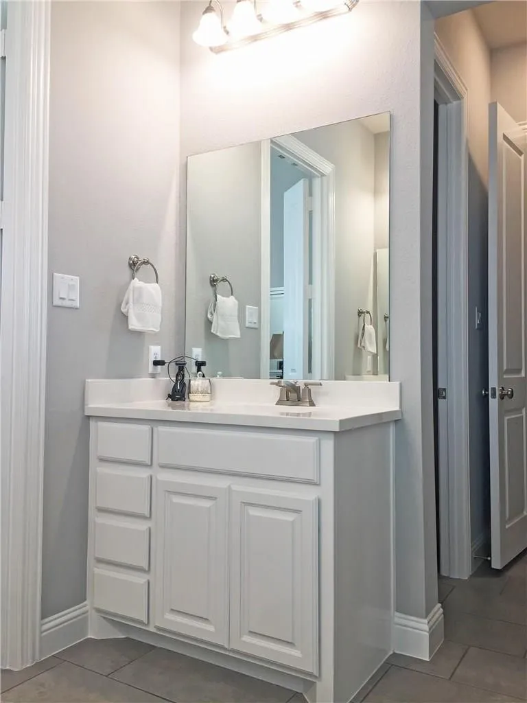 Single Family Residence For Rent in Collin County , 13874 Colin Street, Frisco, Texas 75035, 3 Bedroom, 2 Bathroom, 2 Garage spaces, 2,226 Sqft, built in 2017, mls#21401272, Real Estate Agent in Frisco, Homes For Rent in Collin county, Homes For Rent in Frisco, Realtor in Frisco Texas, Real Estate Brokerage Independent Realty Texas, Luminita Cordes Realtor