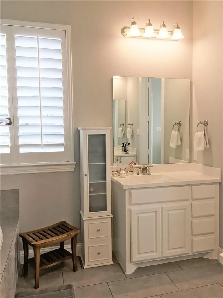 Single Family Residence For Rent in Collin County , 13874 Colin Street, Frisco, Texas 75035, 3 Bedroom, 2 Bathroom, 2 Garage spaces, 2,226 Sqft, built in 2017, mls#21401272, Real Estate Agent in Frisco, Homes For Rent in Collin county, Homes For Rent in Frisco, Realtor in Frisco Texas, Real Estate Brokerage Independent Realty Texas, Luminita Cordes Realtor