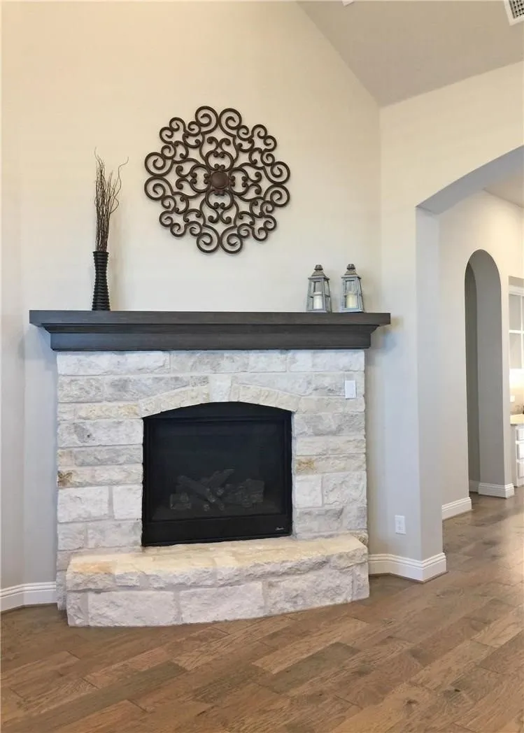 Single Family Residence For Rent in Collin County , 13874 Colin Street, Frisco, Texas 75035, 3 Bedroom, 2 Bathroom, 2 Garage spaces, 2,226 Sqft, built in 2017, mls#21401272, Real Estate Agent in Frisco, Homes For Rent in Collin county, Homes For Rent in Frisco, Realtor in Frisco Texas, Real Estate Brokerage Independent Realty Texas, Luminita Cordes Realtor
