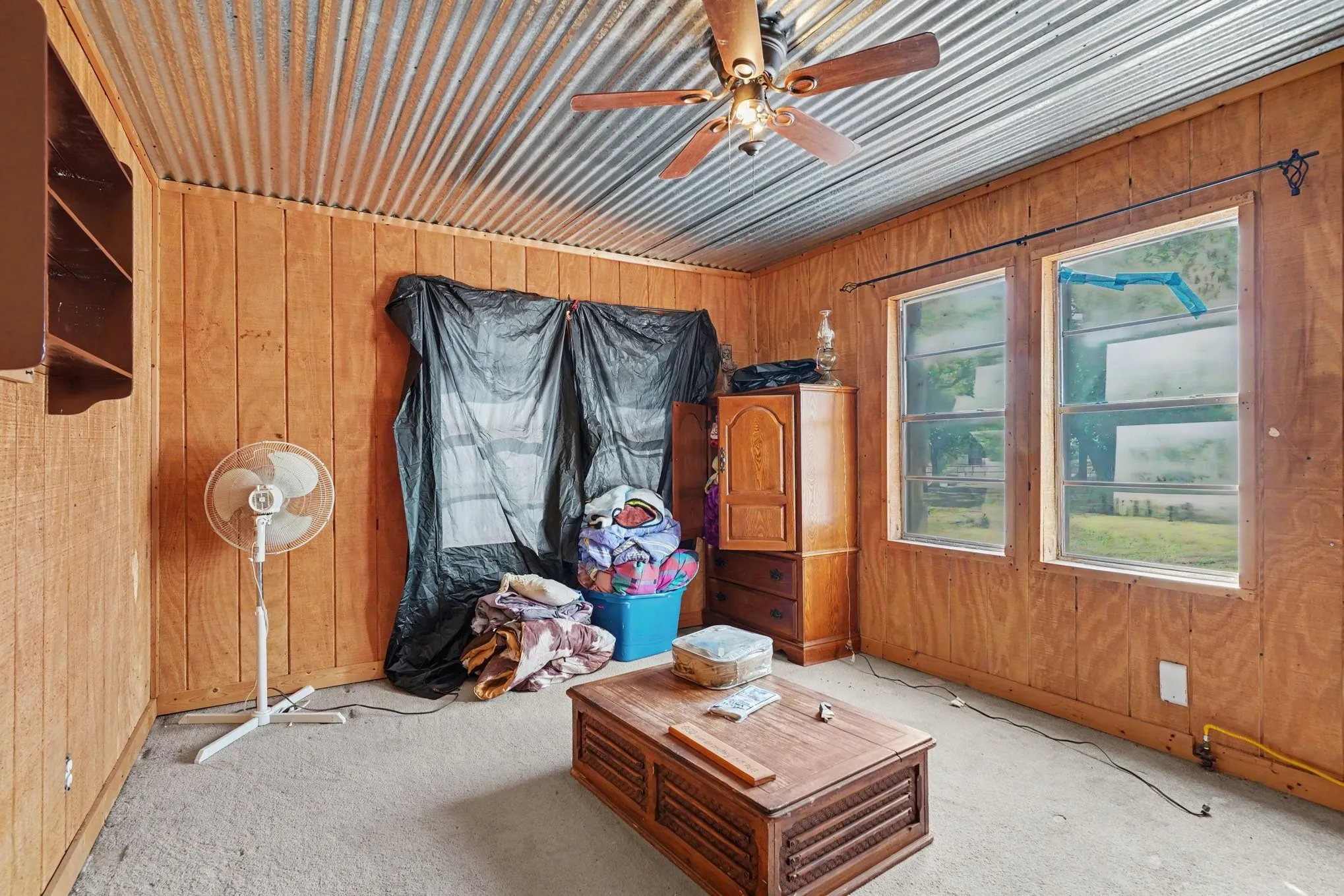 Single Family Residence For Sale in Johnson County , 6413 County Road 803, Burleson, Texas 76028, 3 Bedroom, 1 Bathroom, Garage spaces, 1,331 Sqft, built in 1958, mls#21398788, Real Estate Agent in Burleson, Homes For Sale in Johnson county, Homes For Sale in Burleson, Realtor in Burleson Texas, Real Estate Brokerage Independent Realty Texas, Luminita Cordes Realtor