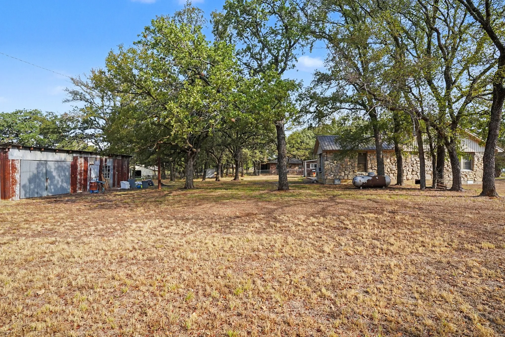 Single Family Residence For Sale in Johnson County , 6413 County Road 803, Burleson, Texas 76028, 3 Bedroom, 1 Bathroom, Garage spaces, 1,331 Sqft, built in 1958, mls#21398788, Real Estate Agent in Burleson, Homes For Sale in Johnson county, Homes For Sale in Burleson, Realtor in Burleson Texas, Real Estate Brokerage Independent Realty Texas, Luminita Cordes Realtor