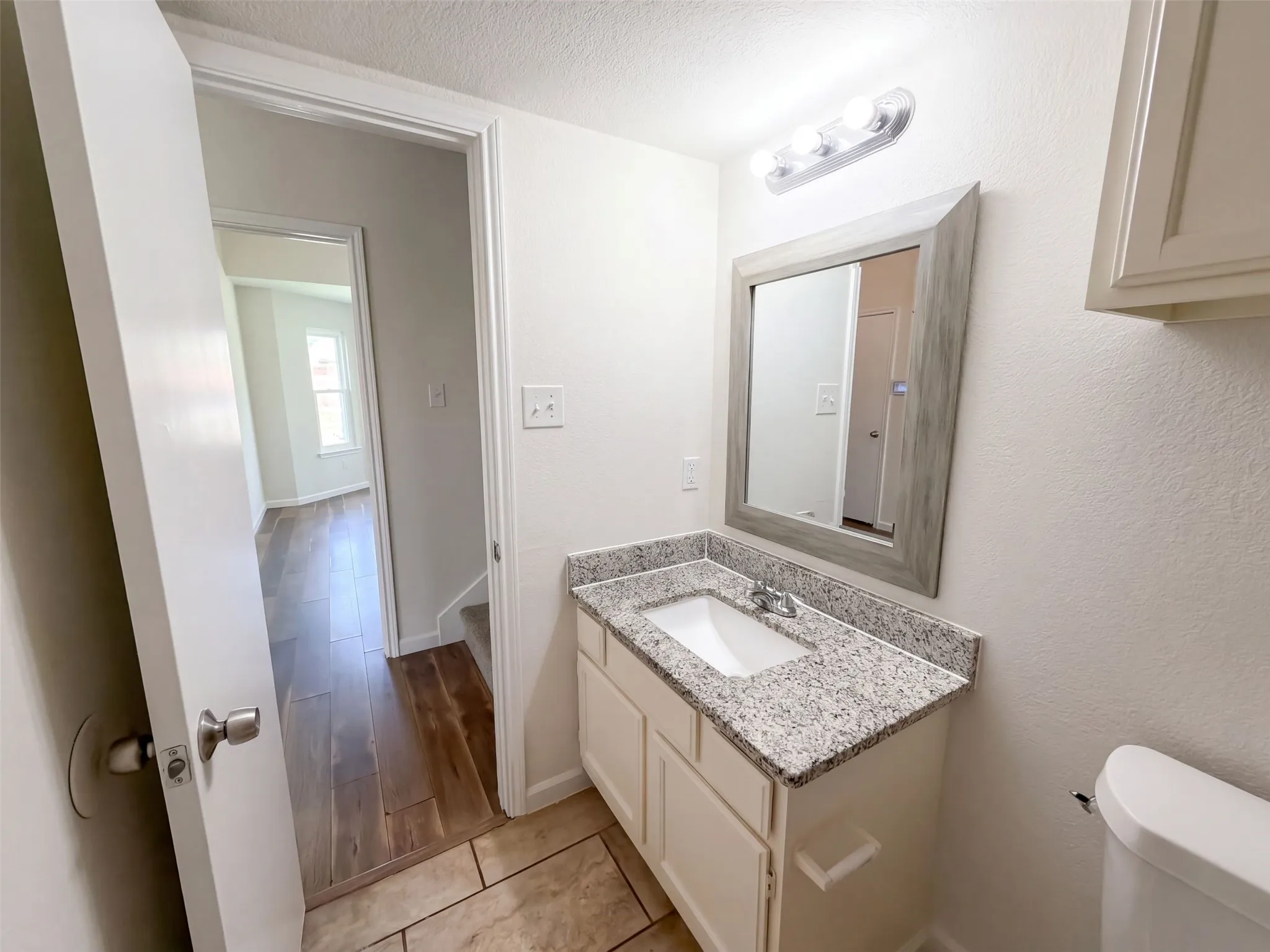 Single Family Residence For Sale in Dallas County , 832 Brockden Drive, Mesquite, Texas 75149, 3 Bedroom, 2 Bathroom, Garage spaces, 1,329 Sqft, built in 1987, mls#21401334, Real Estate Agent in Mesquite, Homes For Sale in Dallas county, Homes For Sale in Mesquite, Realtor in Mesquite Texas, Real Estate Brokerage Independent Realty Texas, Luminita Cordes Realtor