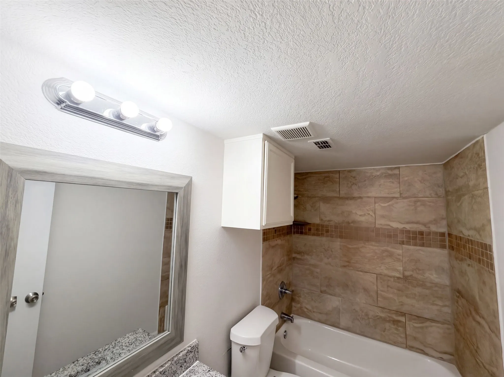 Single Family Residence For Sale in Dallas County , 832 Brockden Drive, Mesquite, Texas 75149, 3 Bedroom, 2 Bathroom, Garage spaces, 1,329 Sqft, built in 1987, mls#21401334, Real Estate Agent in Mesquite, Homes For Sale in Dallas county, Homes For Sale in Mesquite, Realtor in Mesquite Texas, Real Estate Brokerage Independent Realty Texas, Luminita Cordes Realtor