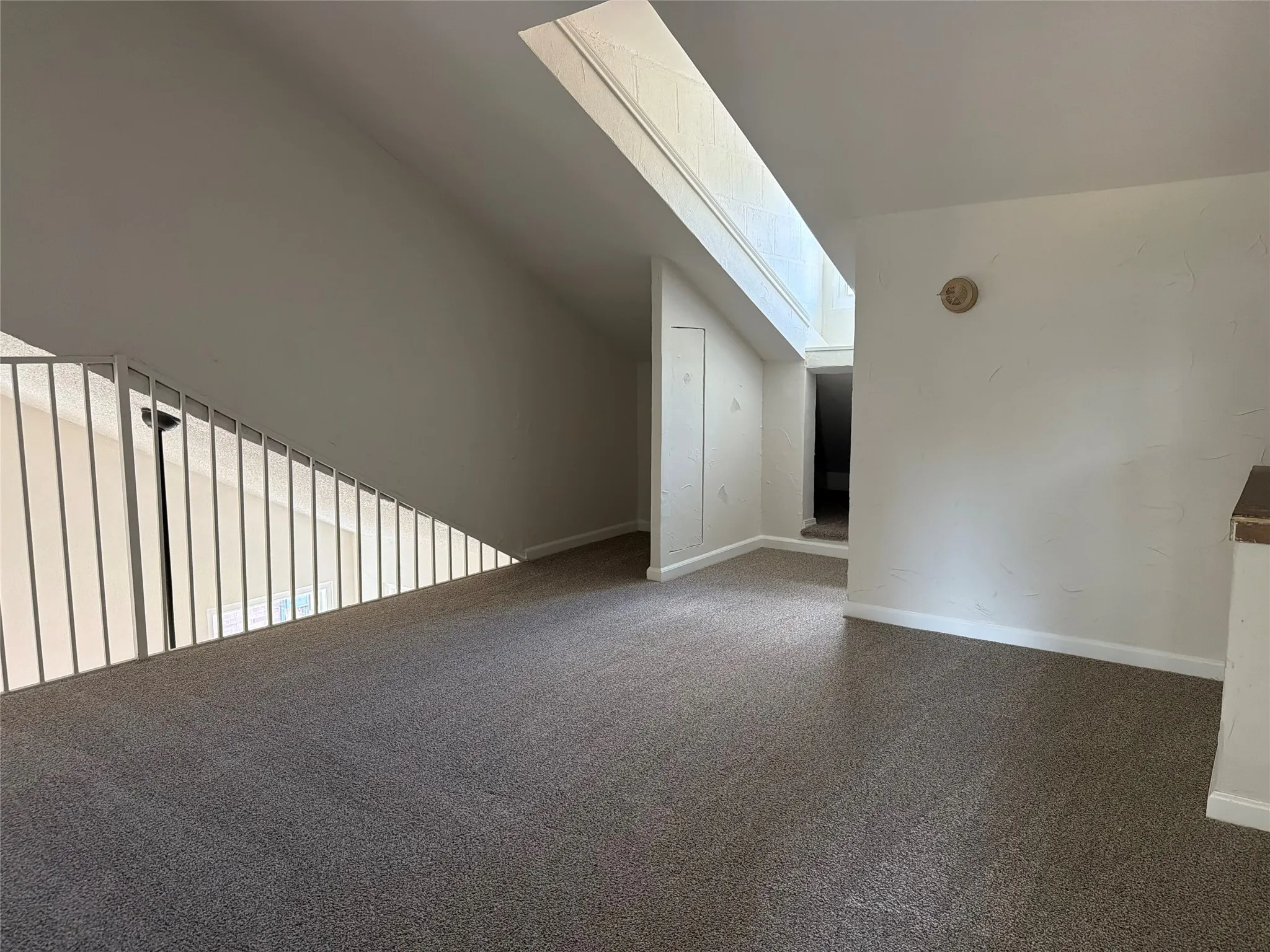 Single Family Residence For Sale in Dallas County , 832 Brockden Drive, Mesquite, Texas 75149, 3 Bedroom, 2 Bathroom, Garage spaces, 1,329 Sqft, built in 1987, mls#21401334, Real Estate Agent in Mesquite, Homes For Sale in Dallas county, Homes For Sale in Mesquite, Realtor in Mesquite Texas, Real Estate Brokerage Independent Realty Texas, Luminita Cordes Realtor