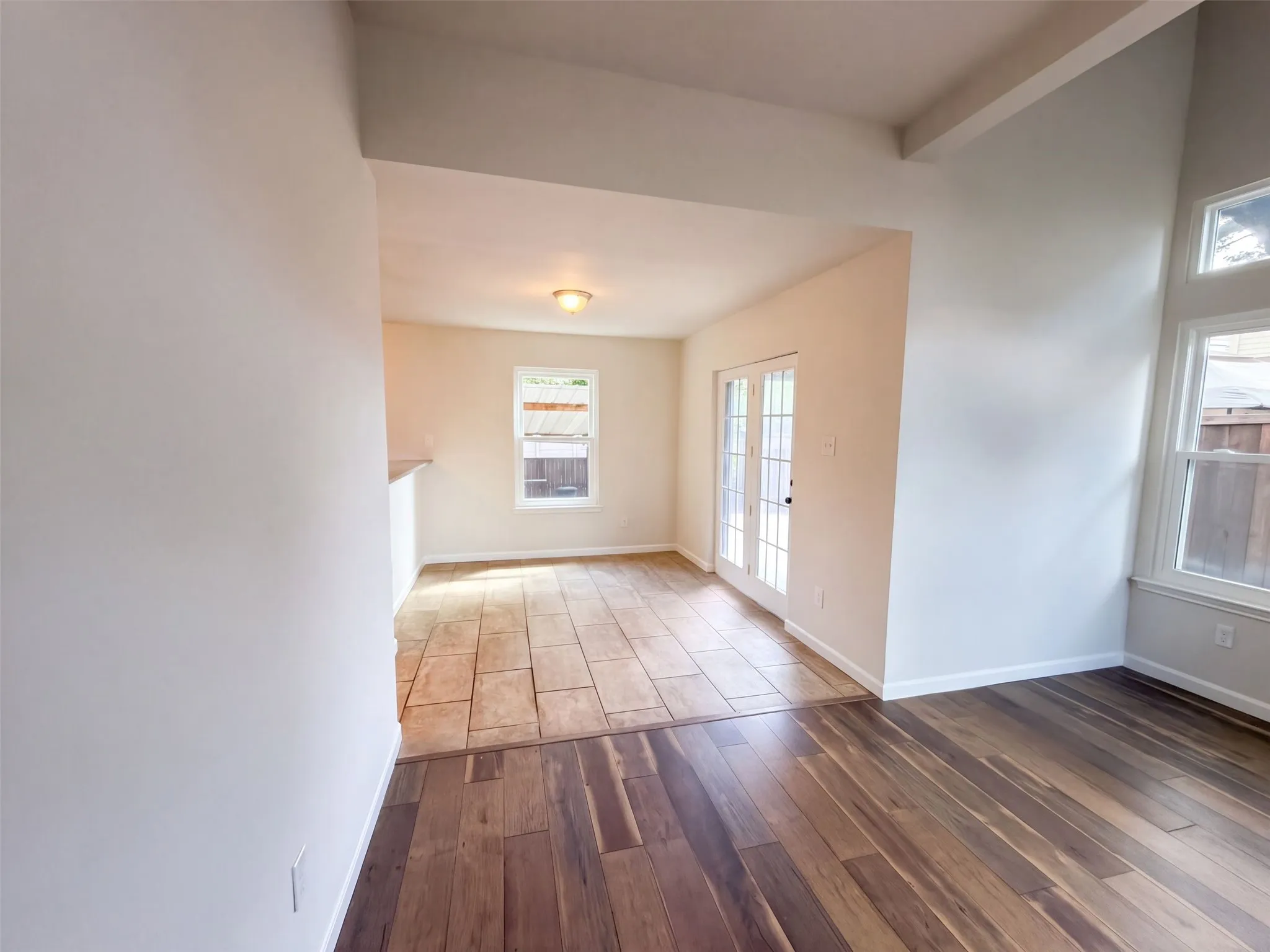 Single Family Residence For Sale in Dallas County , 832 Brockden Drive, Mesquite, Texas 75149, 3 Bedroom, 2 Bathroom, Garage spaces, 1,329 Sqft, built in 1987, mls#21401334, Real Estate Agent in Mesquite, Homes For Sale in Dallas county, Homes For Sale in Mesquite, Realtor in Mesquite Texas, Real Estate Brokerage Independent Realty Texas, Luminita Cordes Realtor