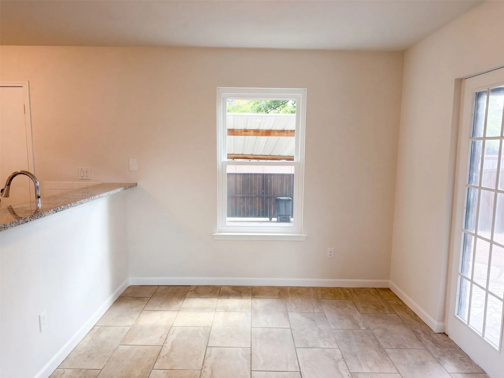 Single Family Residence For Sale in Dallas County , 832 Brockden Drive, Mesquite, Texas 75149, 3 Bedroom, 2 Bathroom, Garage spaces, 1,329 Sqft, built in 1987, mls#21401334, Real Estate Agent in Mesquite, Homes For Sale in Dallas county, Homes For Sale in Mesquite, Realtor in Mesquite Texas, Real Estate Brokerage Independent Realty Texas, Luminita Cordes Realtor