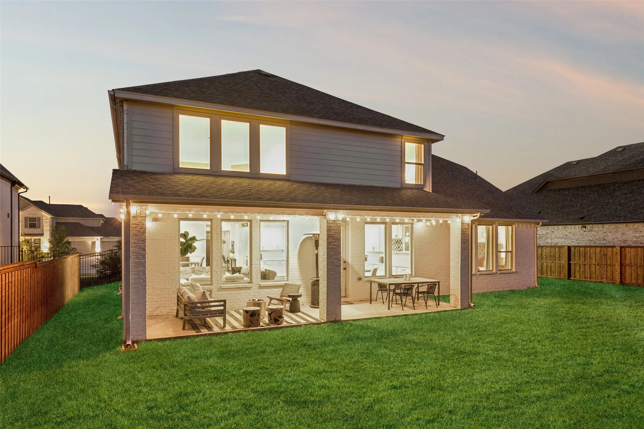 Single Family Residence For Sale in Denton County , 2622 Eucalyptus Road, Frisco, Texas 75033, 5 Bedroom, 6 Bathroom, 3 Garage spaces, 4,023 Sqft, built in 2020, mls#21399100, Real Estate Agent in Frisco, Homes For Sale in Denton county, Homes For Sale in Frisco, Realtor in Frisco Texas, Real Estate Brokerage Independent Realty Texas, Luminita Cordes Realtor