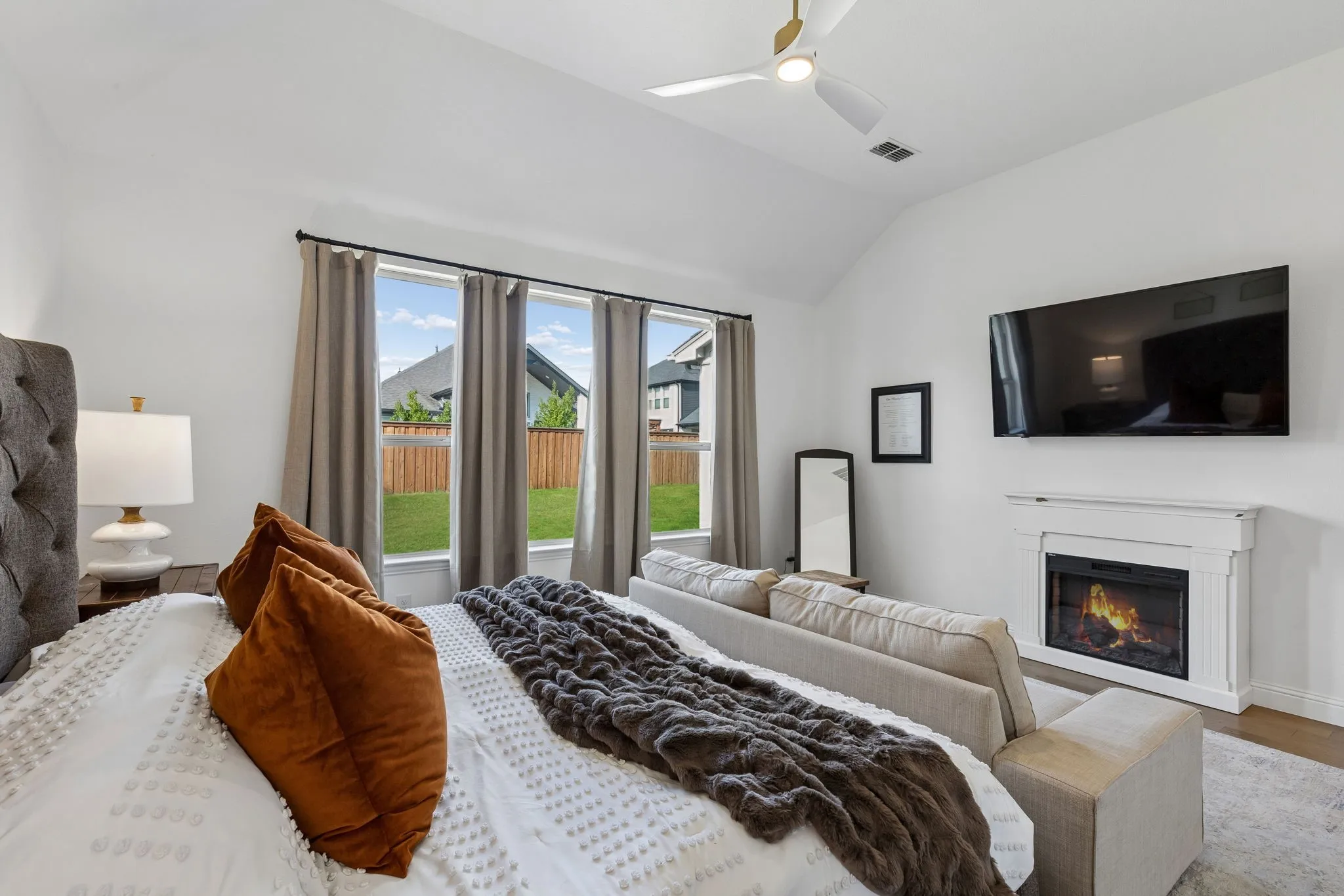 Single Family Residence For Sale in Denton County , 2622 Eucalyptus Road, Frisco, Texas 75033, 5 Bedroom, 6 Bathroom, 3 Garage spaces, 4,023 Sqft, built in 2020, mls#21399100, Real Estate Agent in Frisco, Homes For Sale in Denton county, Homes For Sale in Frisco, Realtor in Frisco Texas, Real Estate Brokerage Independent Realty Texas, Luminita Cordes Realtor