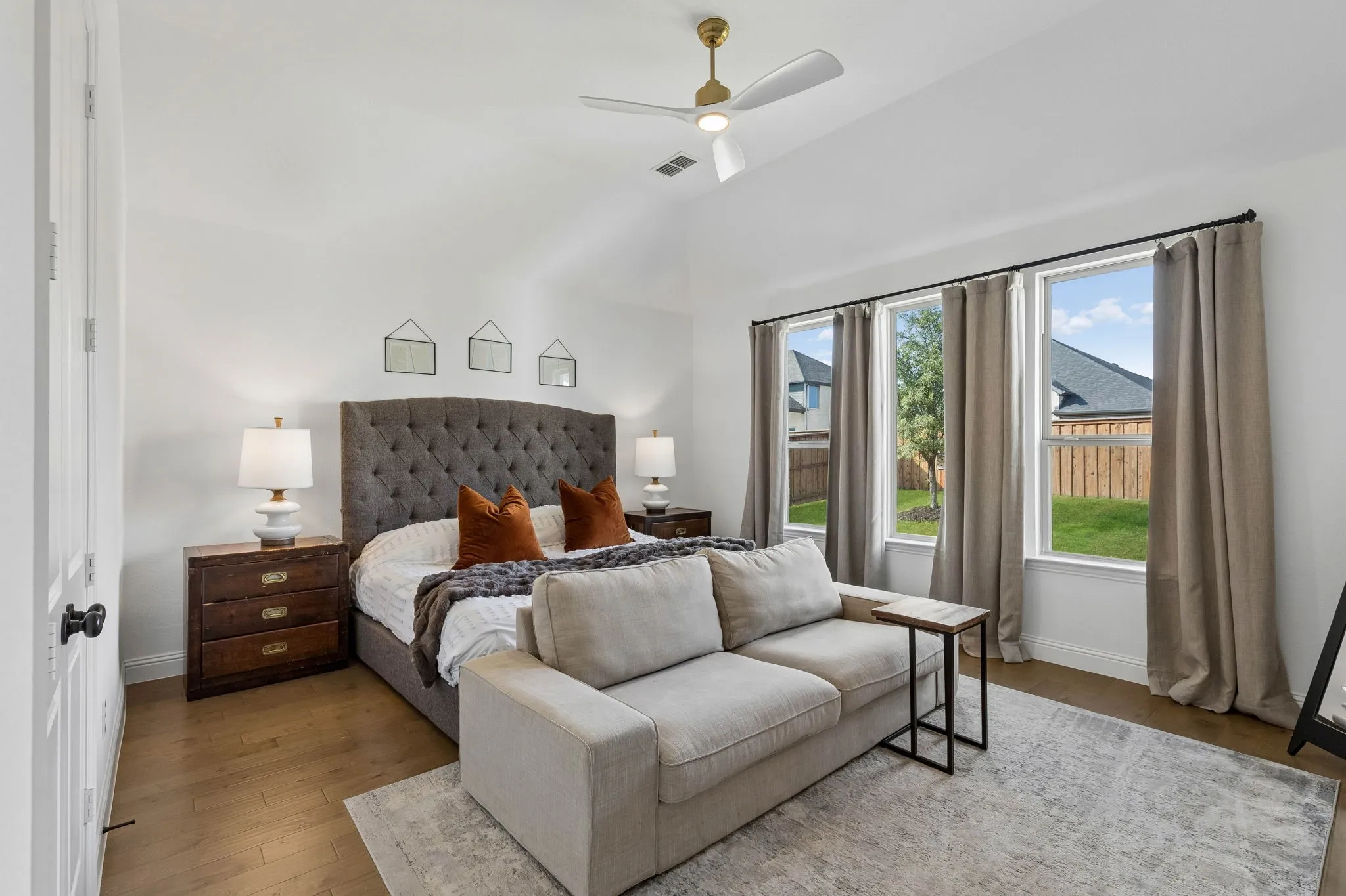 Single Family Residence For Sale in Denton County , 2622 Eucalyptus Road, Frisco, Texas 75033, 5 Bedroom, 6 Bathroom, 3 Garage spaces, 4,023 Sqft, built in 2020, mls#21399100, Real Estate Agent in Frisco, Homes For Sale in Denton county, Homes For Sale in Frisco, Realtor in Frisco Texas, Real Estate Brokerage Independent Realty Texas, Luminita Cordes Realtor