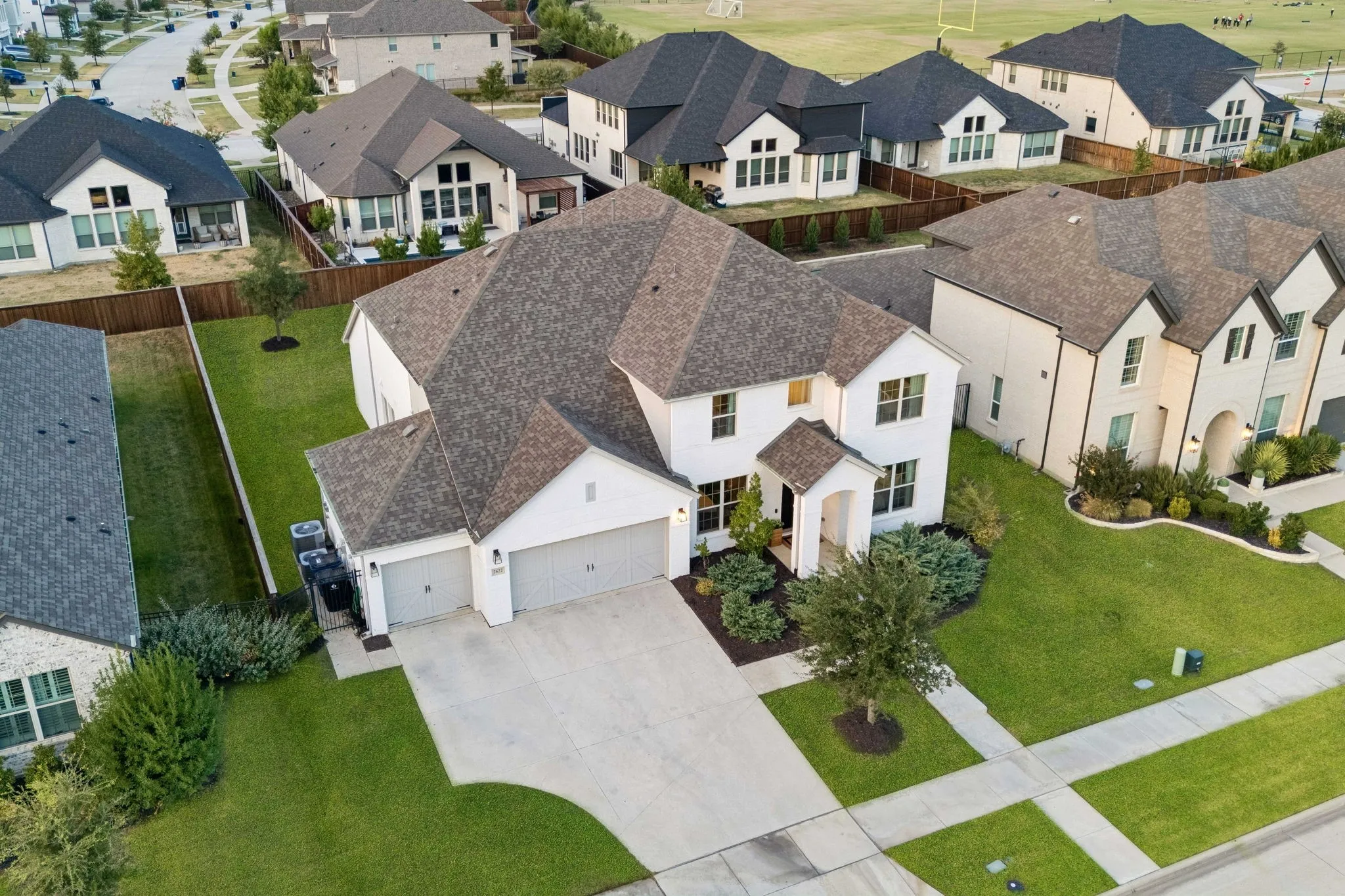 Single Family Residence For Sale in Denton County , 2622 Eucalyptus Road, Frisco, Texas 75033, 5 Bedroom, 6 Bathroom, 3 Garage spaces, 4,023 Sqft, built in 2020, mls#21399100, Real Estate Agent in Frisco, Homes For Sale in Denton county, Homes For Sale in Frisco, Realtor in Frisco Texas, Real Estate Brokerage Independent Realty Texas, Luminita Cordes Realtor