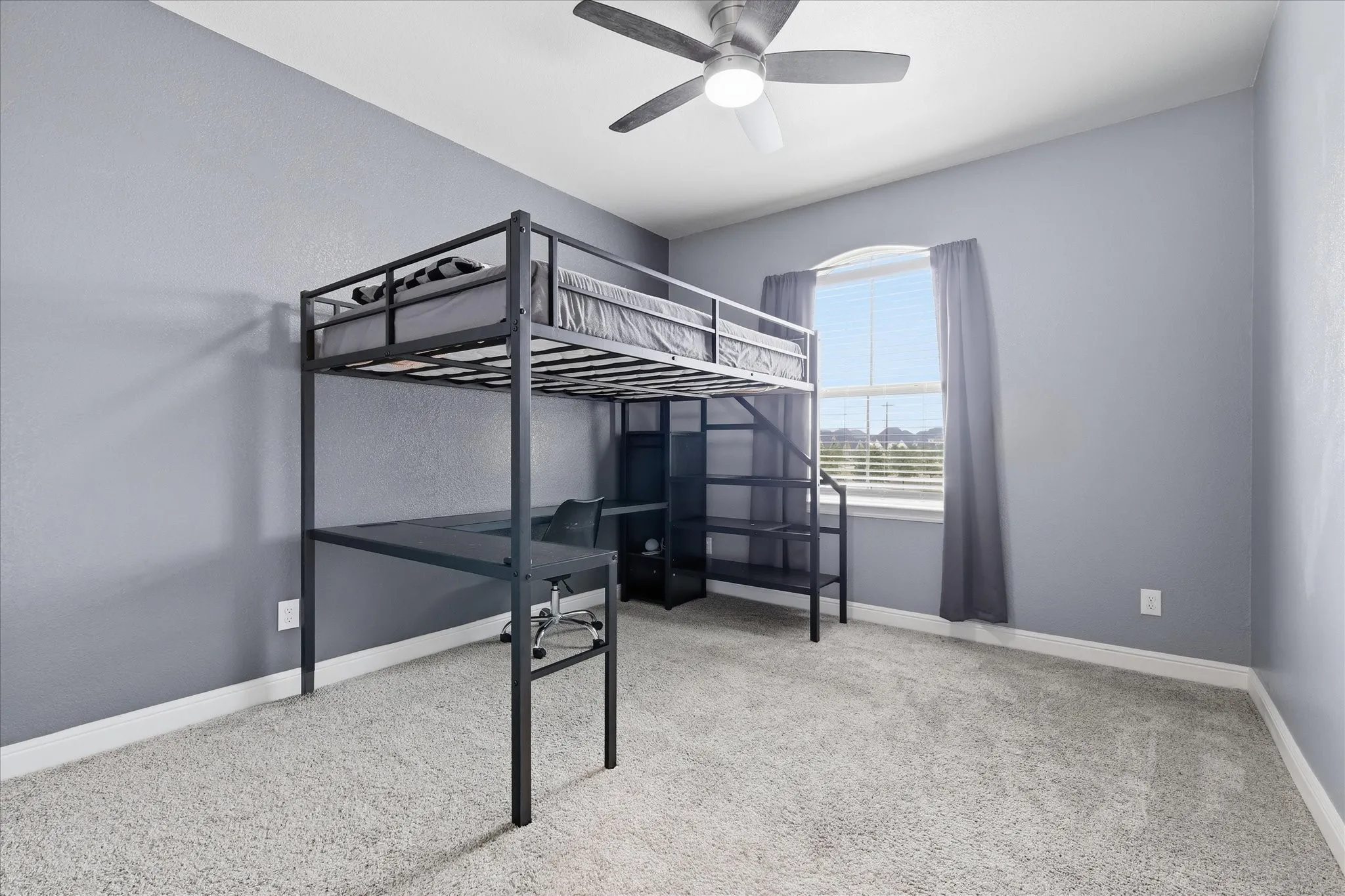 Single Family Residence For Sale in Denton County , 1617 Longspur Drive, Northlake, Texas 76226, 5 Bedroom, 4 Bathroom, 2 Garage spaces, 2,782 Sqft, built in 2022, mls#21400273, Real Estate Agent in Northlake, Homes For Sale in Denton county, Homes For Sale in Northlake, Realtor in Northlake Texas, Real Estate Brokerage Independent Realty Texas, Luminita Cordes Realtor