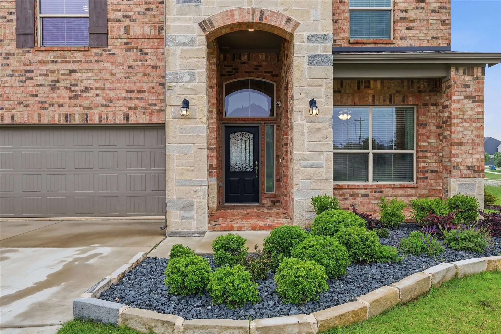 Single Family Residence For Sale in Denton County , 1617 Longspur Drive, Northlake, Texas 76226, 5 Bedroom, 4 Bathroom, 2 Garage spaces, 2,782 Sqft, built in 2022, mls#21400273, Real Estate Agent in Northlake, Homes For Sale in Denton county, Homes For Sale in Northlake, Realtor in Northlake Texas, Real Estate Brokerage Independent Realty Texas, Luminita Cordes Realtor