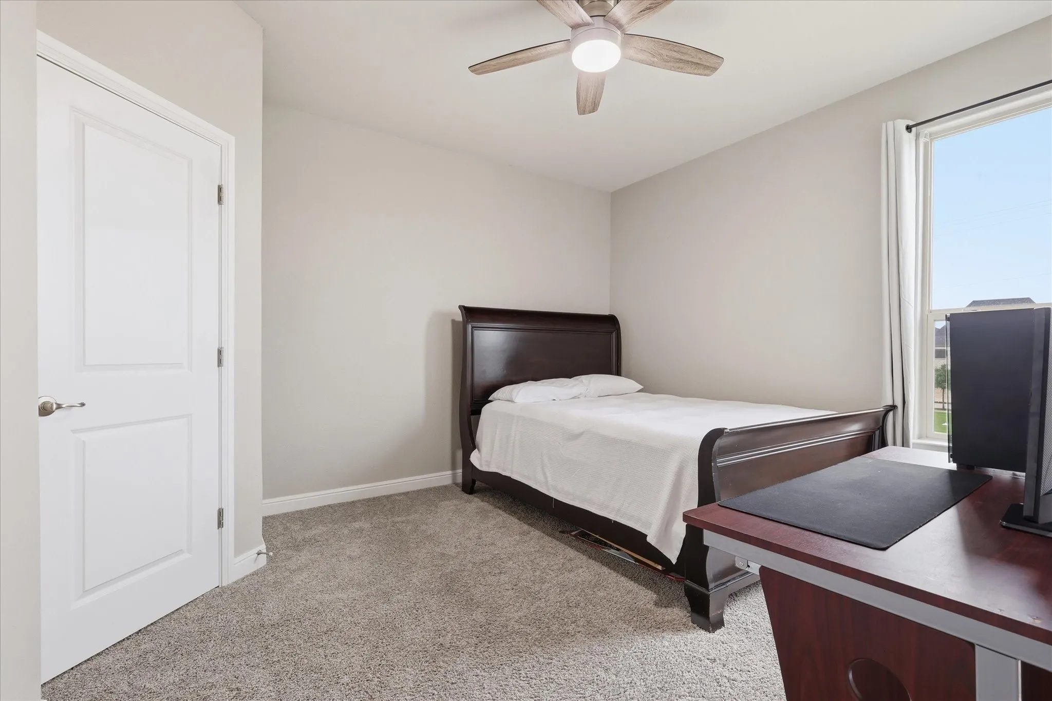 Single Family Residence For Sale in Denton County , 1617 Longspur Drive, Northlake, Texas 76226, 5 Bedroom, 4 Bathroom, 2 Garage spaces, 2,782 Sqft, built in 2022, mls#21400273, Real Estate Agent in Northlake, Homes For Sale in Denton county, Homes For Sale in Northlake, Realtor in Northlake Texas, Real Estate Brokerage Independent Realty Texas, Luminita Cordes Realtor