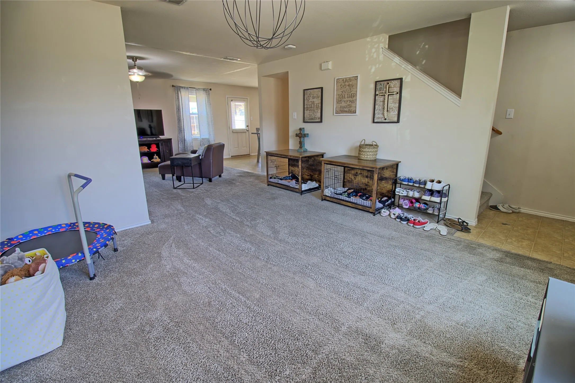 Single Family Residence For Sale in Johnson County , 1312 Gayle Street, Burleson, Texas 76028, 3 Bedroom, 3 Bathroom, 2 Garage spaces, 2,172 Sqft, built in 2007, mls#21399647, Real Estate Agent in Burleson, Homes For Sale in Johnson county, Homes For Sale in Burleson, Realtor in Burleson Texas, Real Estate Brokerage Independent Realty Texas, Luminita Cordes Realtor