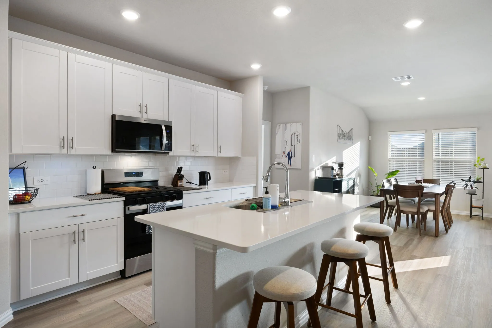 Single Family Residence For Rent in Kaufman County , 2255 Cliff Springs Drive, Forney, Texas 75126, 4 Bedroom, 2 Bathroom, 2 Garage spaces, 1,724 Sqft, built in 2023, mls#21398915, Real Estate Agent in Forney, Homes For Rent in Kaufman county, Homes For Rent in Forney, Realtor in Forney Texas, Real Estate Brokerage Independent Realty Texas, Luminita Cordes Realtor