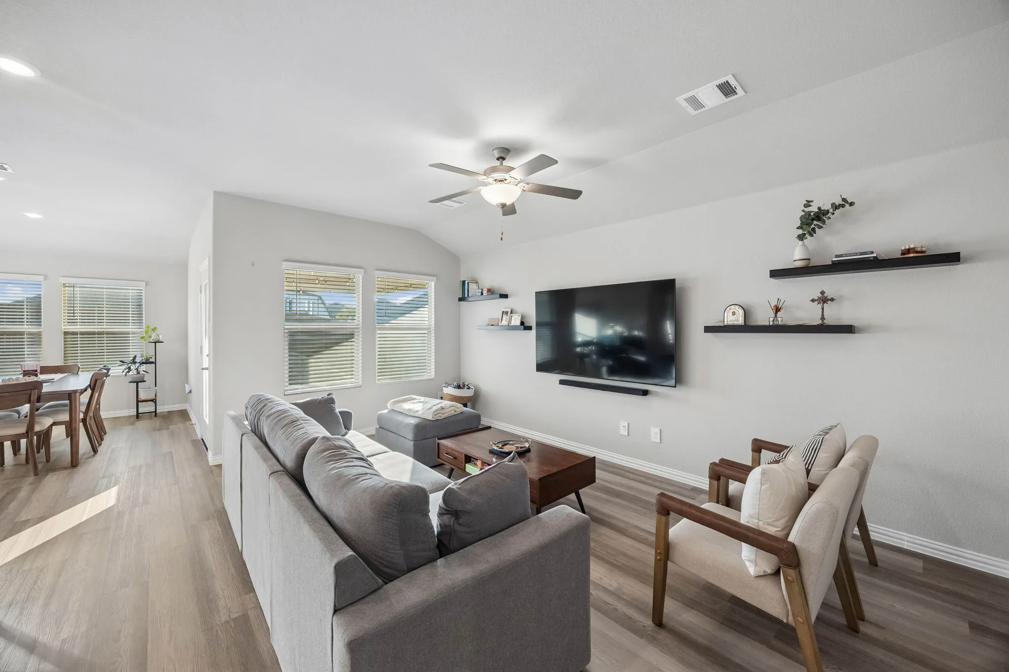 Single Family Residence For Rent in Kaufman County , 2255 Cliff Springs Drive, Forney, Texas 75126, 4 Bedroom, 2 Bathroom, 2 Garage spaces, 1,724 Sqft, built in 2023, mls#21398915, Real Estate Agent in Forney, Homes For Rent in Kaufman county, Homes For Rent in Forney, Realtor in Forney Texas, Real Estate Brokerage Independent Realty Texas, Luminita Cordes Realtor