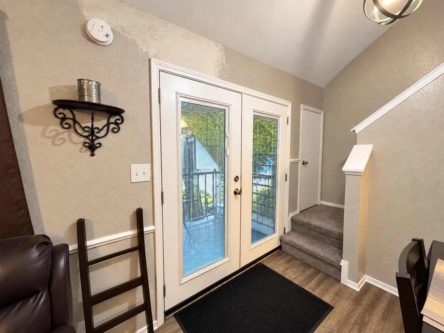 Condominium For Sale in Tarrant County , 2311 Basil Drive C205, Arlington, Texas 76006, 2 Bedroom, 1 Bathroom, Garage spaces, 931 Sqft, built in 1981, mls#21401037, Real Estate Agent in Arlington, Homes For Sale in Tarrant county, Homes For Sale in Arlington, Realtor in Arlington Texas, Real Estate Brokerage Independent Realty Texas, Luminita Cordes Realtor