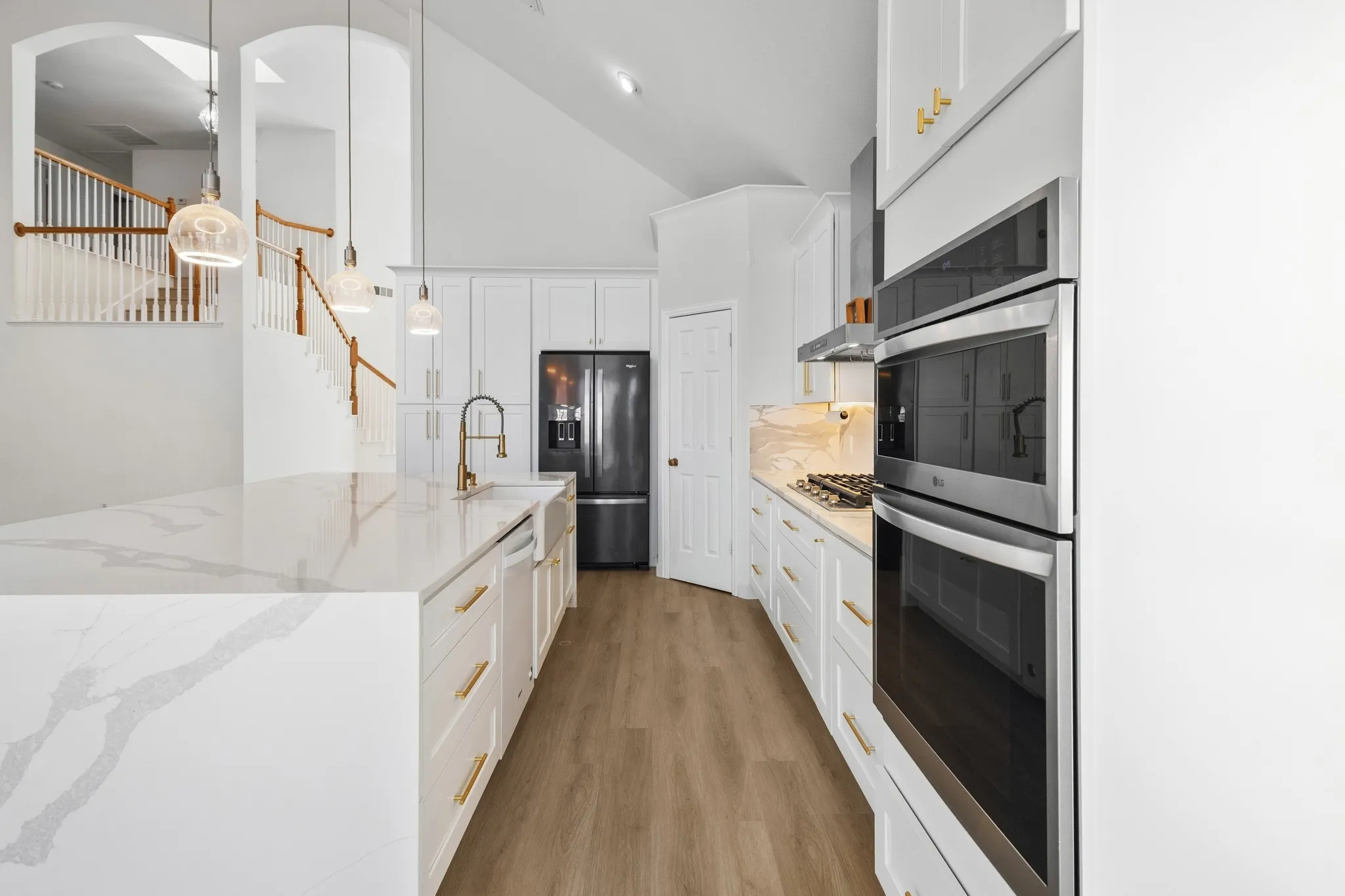 Single Family Residence For Rent in Dallas County , 4227 Adam Drive, Grand Prairie, Texas 75052, 5 Bedroom, 3 Bathroom, 2 Garage spaces, 3,325 Sqft, built in 1999, mls#21401350, Real Estate Agent in Grand Prairie, Homes For Rent in Dallas county, Homes For Rent in Grand Prairie, Realtor in Grand Prairie Texas, Real Estate Brokerage Independent Realty Texas, Luminita Cordes Realtor