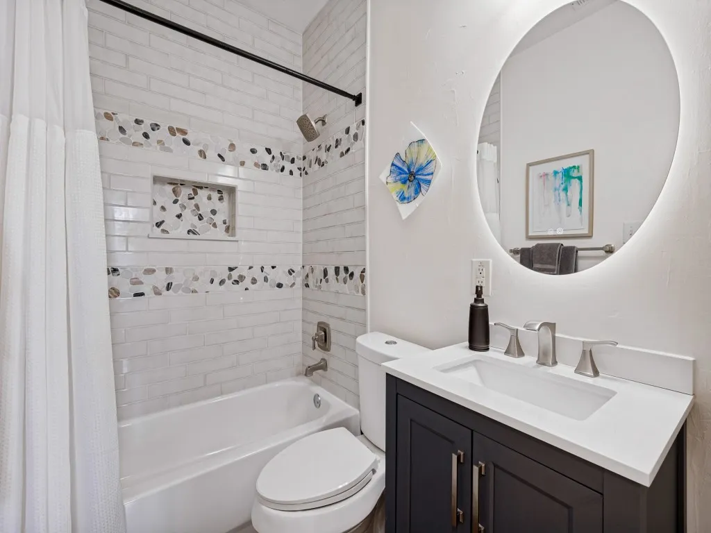 Single Family Residence For Sale in Collin County , 5100 Arbor Hollow Drive, Mc Kinney, Texas 75072, 4 Bedroom, 3 Bathroom, 3 Garage spaces, 2,868 Sqft, built in 1999, mls#21401354, Real Estate Agent in Mc Kinney, Homes For Sale in Collin county, Homes For Sale in Mc Kinney, Realtor in Mc Kinney Texas, Real Estate Brokerage Independent Realty Texas, Luminita Cordes Realtor