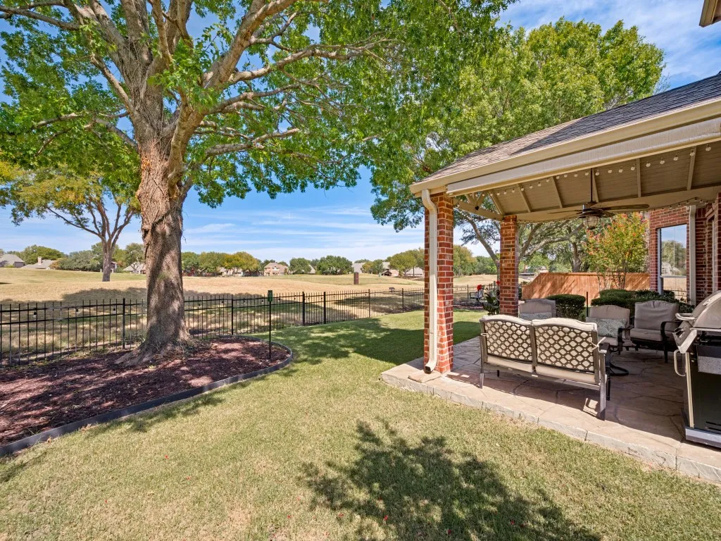 Single Family Residence For Sale in Collin County , 5100 Arbor Hollow Drive, Mc Kinney, Texas 75072, 4 Bedroom, 3 Bathroom, 3 Garage spaces, 2,868 Sqft, built in 1999, mls#21401354, Real Estate Agent in Mc Kinney, Homes For Sale in Collin county, Homes For Sale in Mc Kinney, Realtor in Mc Kinney Texas, Real Estate Brokerage Independent Realty Texas, Luminita Cordes Realtor