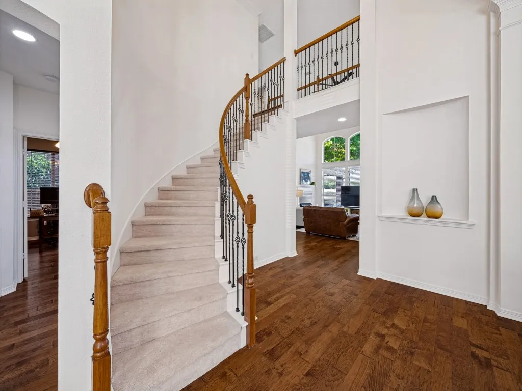 Single Family Residence For Sale in Collin County , 5100 Arbor Hollow Drive, Mc Kinney, Texas 75072, 4 Bedroom, 3 Bathroom, 3 Garage spaces, 2,868 Sqft, built in 1999, mls#21401354, Real Estate Agent in Mc Kinney, Homes For Sale in Collin county, Homes For Sale in Mc Kinney, Realtor in Mc Kinney Texas, Real Estate Brokerage Independent Realty Texas, Luminita Cordes Realtor