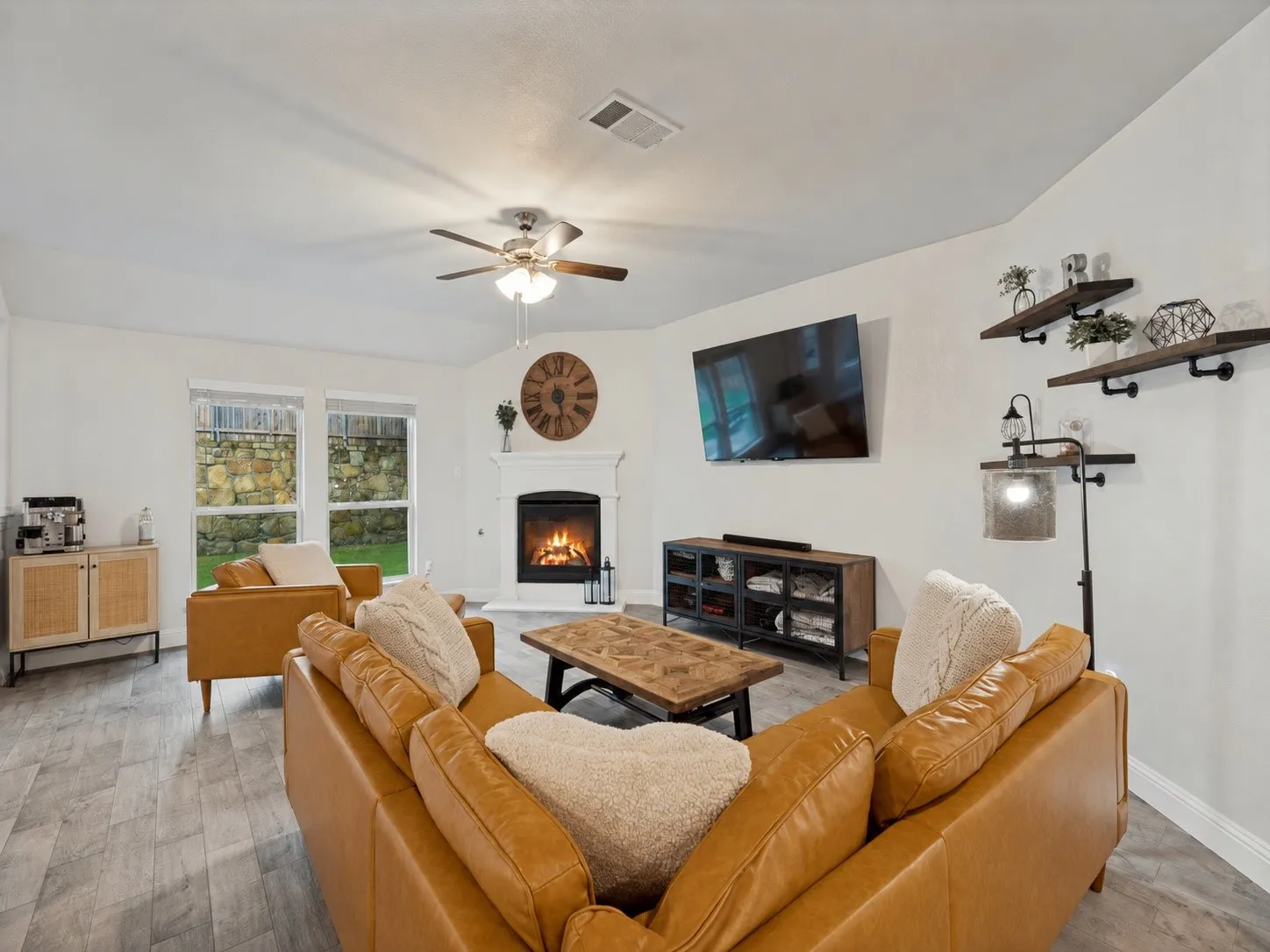 Single Family Residence For Sale in Collin County , 1206 Freestone Drive, Melissa, Texas 75454, 3 Bedroom, 2 Bathroom, 2 Garage spaces, 1,699 Sqft, built in 2020, mls#21401311, Real Estate Agent in Melissa, Homes For Sale in Collin county, Homes For Sale in Melissa, Realtor in Melissa Texas, Real Estate Brokerage Independent Realty Texas, Luminita Cordes Realtor